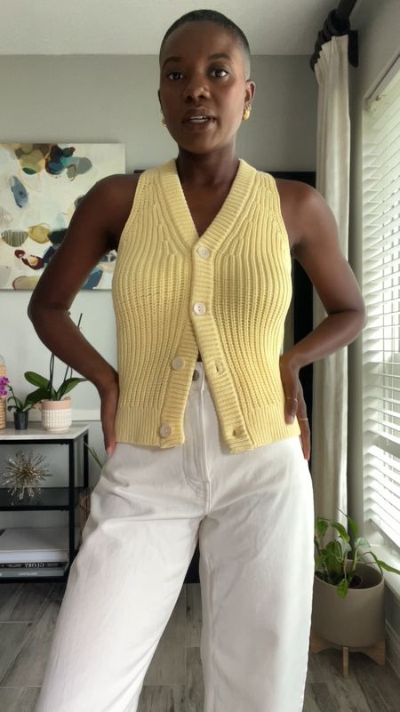 Spring outfit! Yellow sweater vest with white barrel jeans! On sale right now! 

#LTKFindsUnder100 #LTKxMadewell #LTKVideo