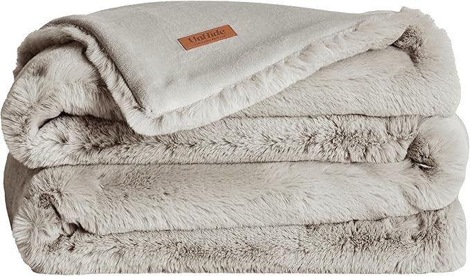 UnHide Marshmallow - Faux Fur Blanket - Heavy Weight, Extra Soft Blanket - Made from Recycled Mat... | Amazon (US)