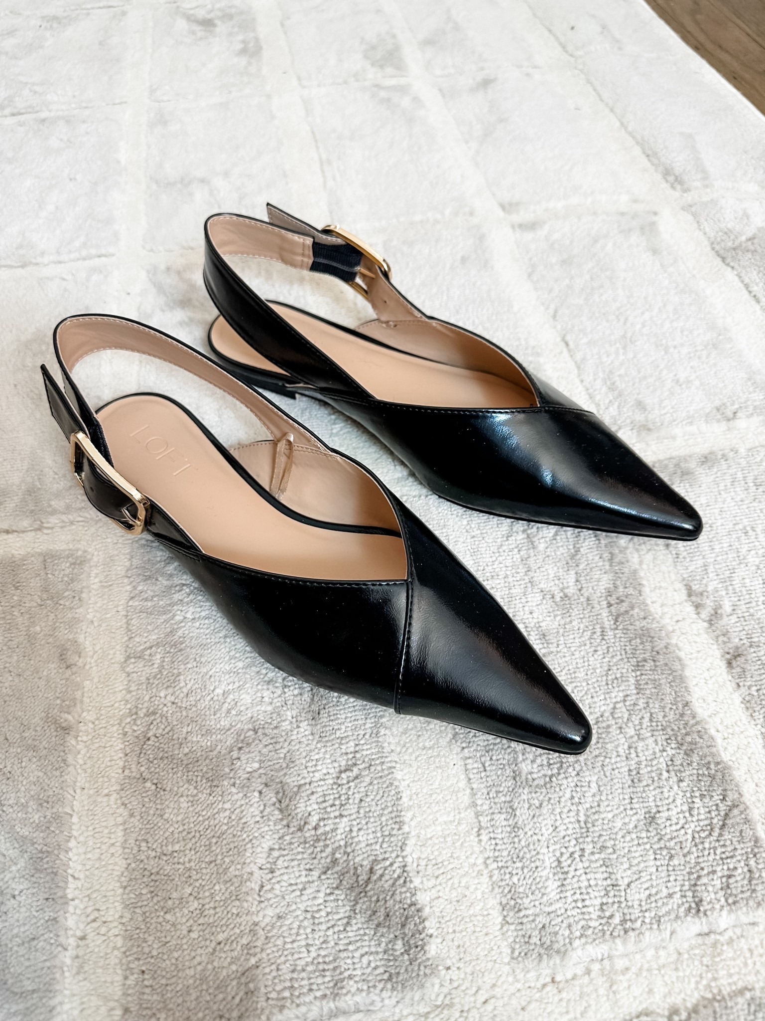 Perfection that flexes when you walk and feels like a cloud. I wear my true size 8. Love the thicker strap and the gold buckle detail. A more modern spin on a good classic. The front seam detail is cute too! Can’t beat the price  

#LTKootd #LTKPetite #LTKOver40