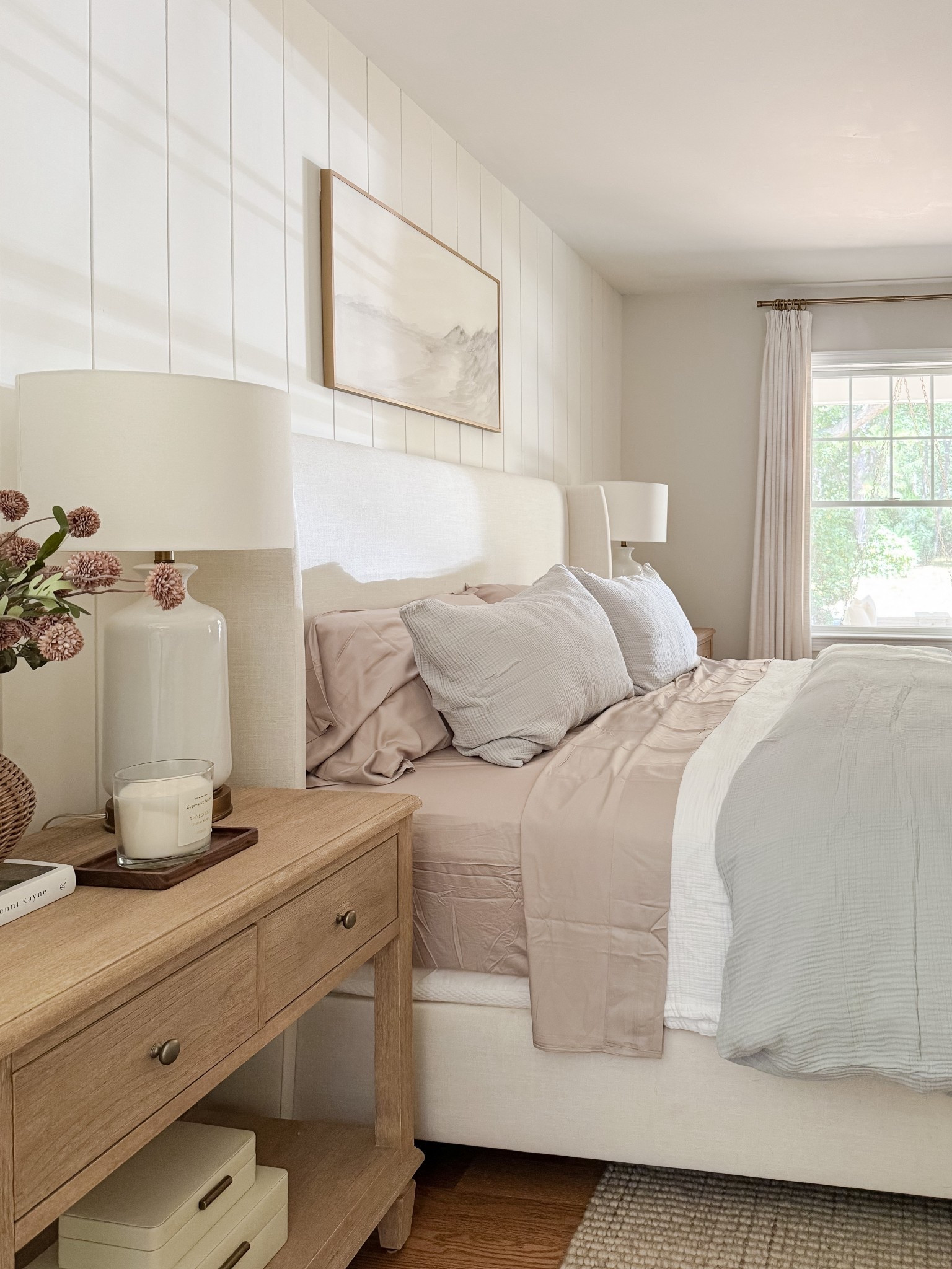 Fall bedding 

Modern coastal bedroom  Neutral bedroom  Amazon bedding  rug  nightstands  wall art  throw pillows  Bedroom 

 Home inspo  Seasonal decor  Seasonal home inspo  sherricalnan  sherricalnanhome

#LTKStyleTip #LTKSaleAlert #LTKHome