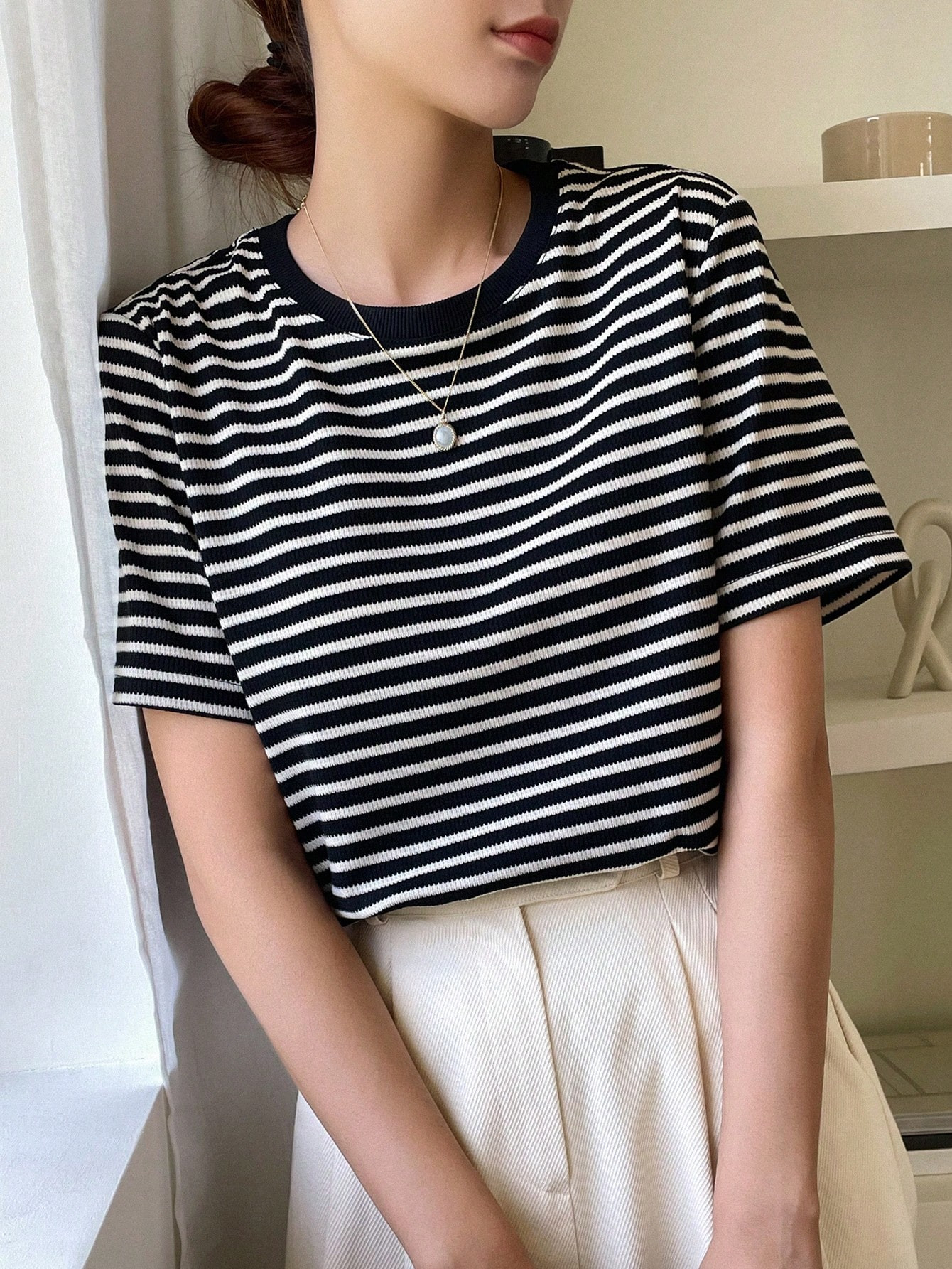 DAZY Camiseta De Manga Corta Con Estampado De Rayas | SHEIN USA | SHEIN