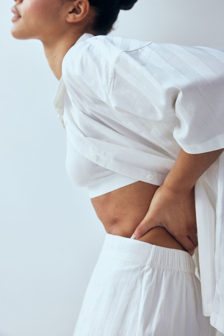 Cotton sateen pyjama shirt and shorts | H&M (UK, MY, IN, SG, PH, TW, HK)