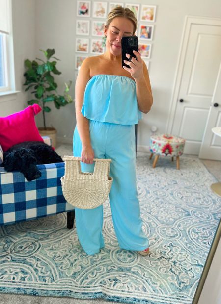 Definitely bringing this jumpsuit on my next beach trip! The color is gorgeous and would be great for family photos. 

Jumpsuit, beach jumpsuit, vacation jumpsuit, vacation outfit, spring break, strapless jumpsuit, romper, straw tote, tote bag, straw purse 



#LTKstyletip #LTKSeasonal #LTKfit