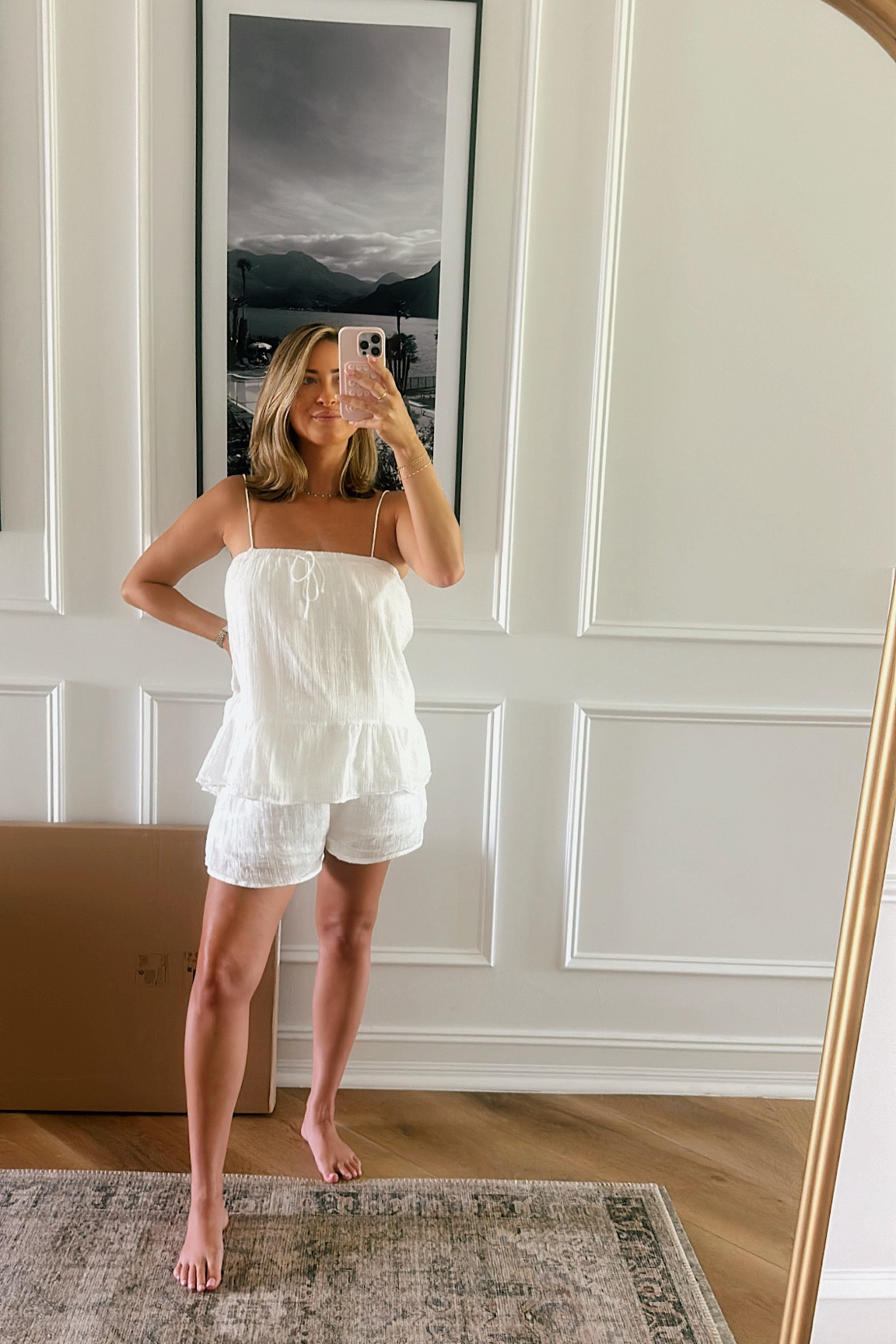 Bump friendly white two piece set Sabo skirt 

#LTKStyleTip #LTKBump