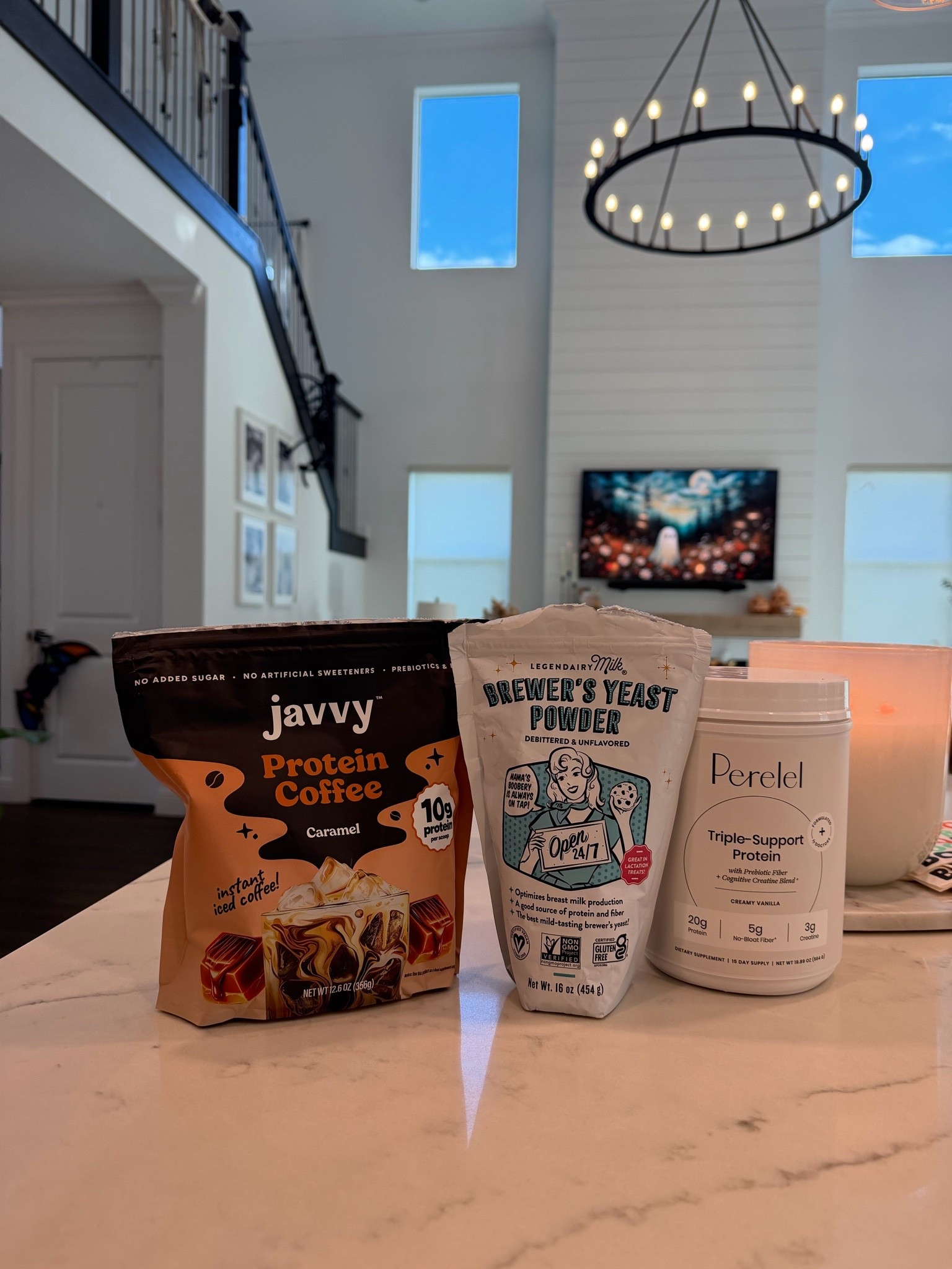 What I use for my lactation protein drink! Sometimes I just do the perelel & yeast combination, if I want a lactation coffee protein I just do javvy & yeast powder 👌🏼