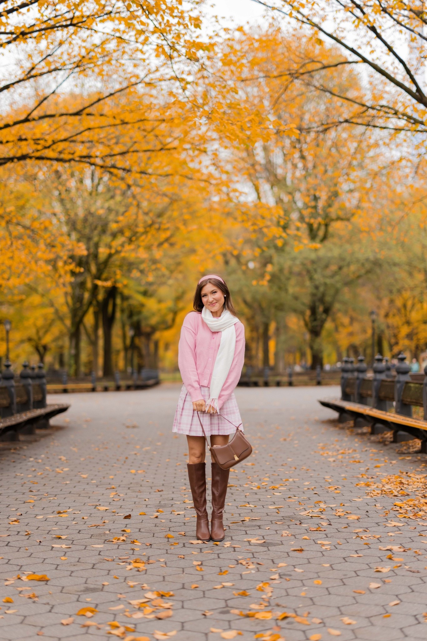 Look pretty in pink this winter in this adorable outfit! 💕✨

#LTKootd