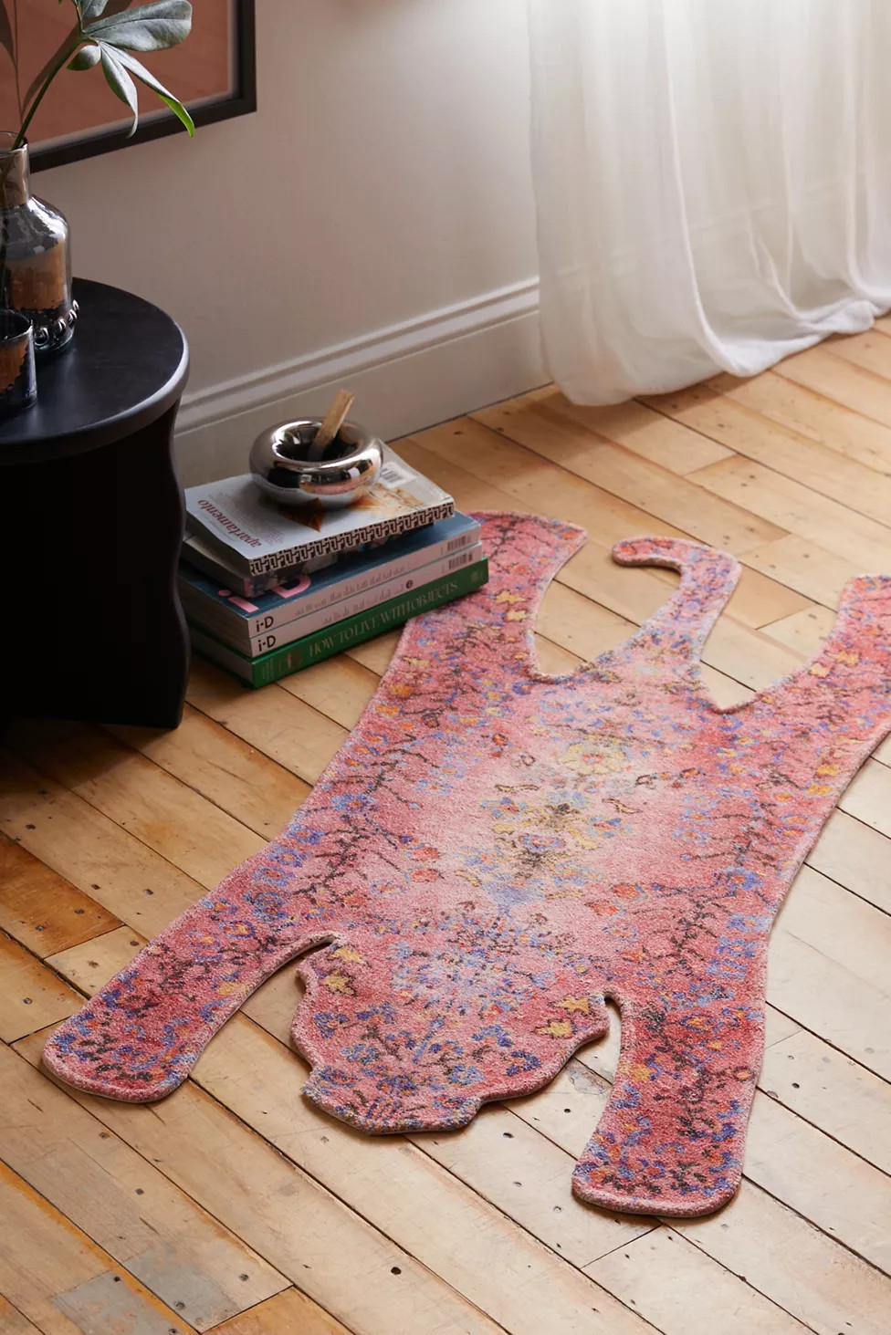 Tammas Printed Tiger-Shaped Chenille Rug | Urban Outfitters (US and RoW)
