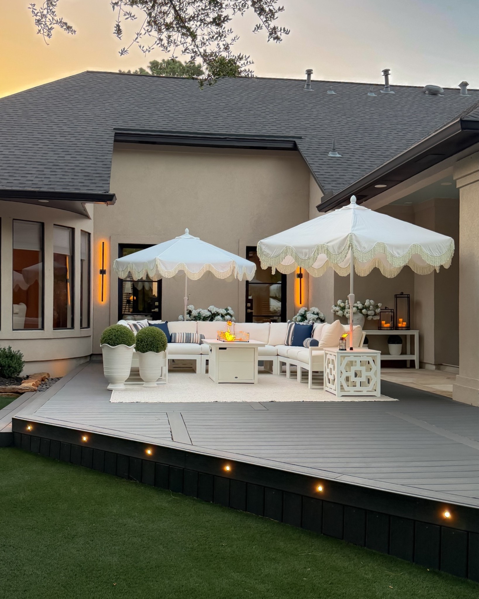 #ad If you’re refreshing your backyard this season, @loweshomeimprovement has some really good finds right now. 🤍

A few simple updates completely transformed our outdoor space—from patio umbrellas and luxury-look planters to scalloped outdoor pillows and tiki torch lanterns. I love that Lowe’s makes it easy to find everything you need for outdoor living in one place, with styles and price points for every budget.


#LowesPartner #PatioDecor