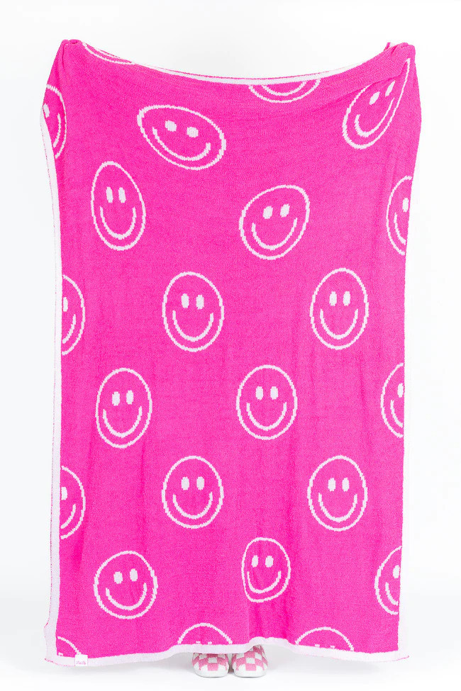 Make Me Believe Pink Smiley Blanket DOORBUSTER | Pink Lily
