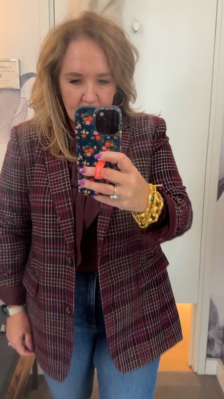 Blazers and jackets $50 off at Ann Taylor!

This blazer is a cold weather weight. Perfect as a jacket in cooler temps! 

Skinny jeans? I haven’t stopped thinking about them. 😂 

#LTKsalealert #LTKSeasonal #LTKVideo