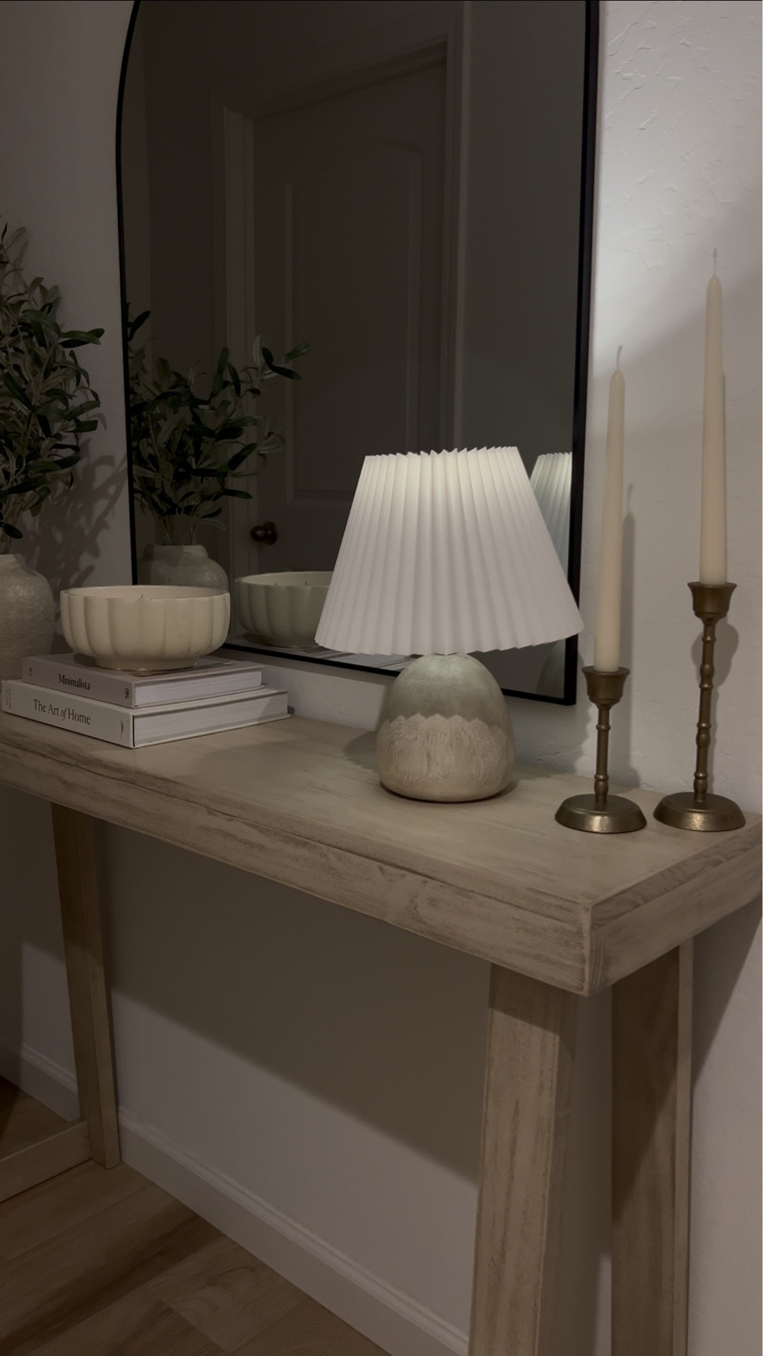 Home entryway table decor

#LTKHome #LTKSaleAlert #LTKFindsUnder50