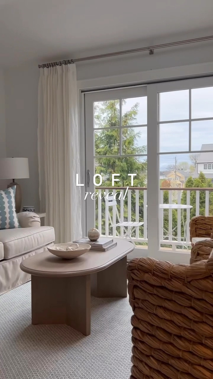 Coastal loft home design

Love seat, woven accent chairs, neutral area rug, light wood coffee table, coffee table accessories, coastal table lamp, vase, vessel

#LTKVideo #LTKFindsUnder100 #LTKHome