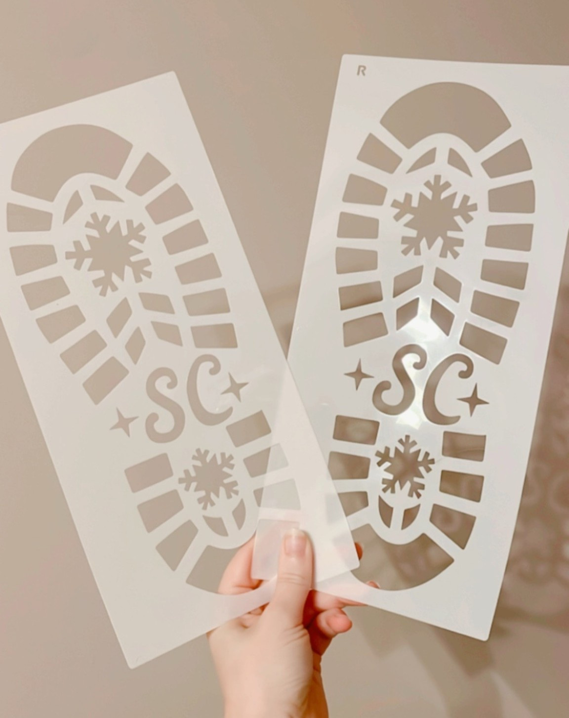 Christmas Santa footprint stencil

#LTKSaleAlert #LTKSeasonal