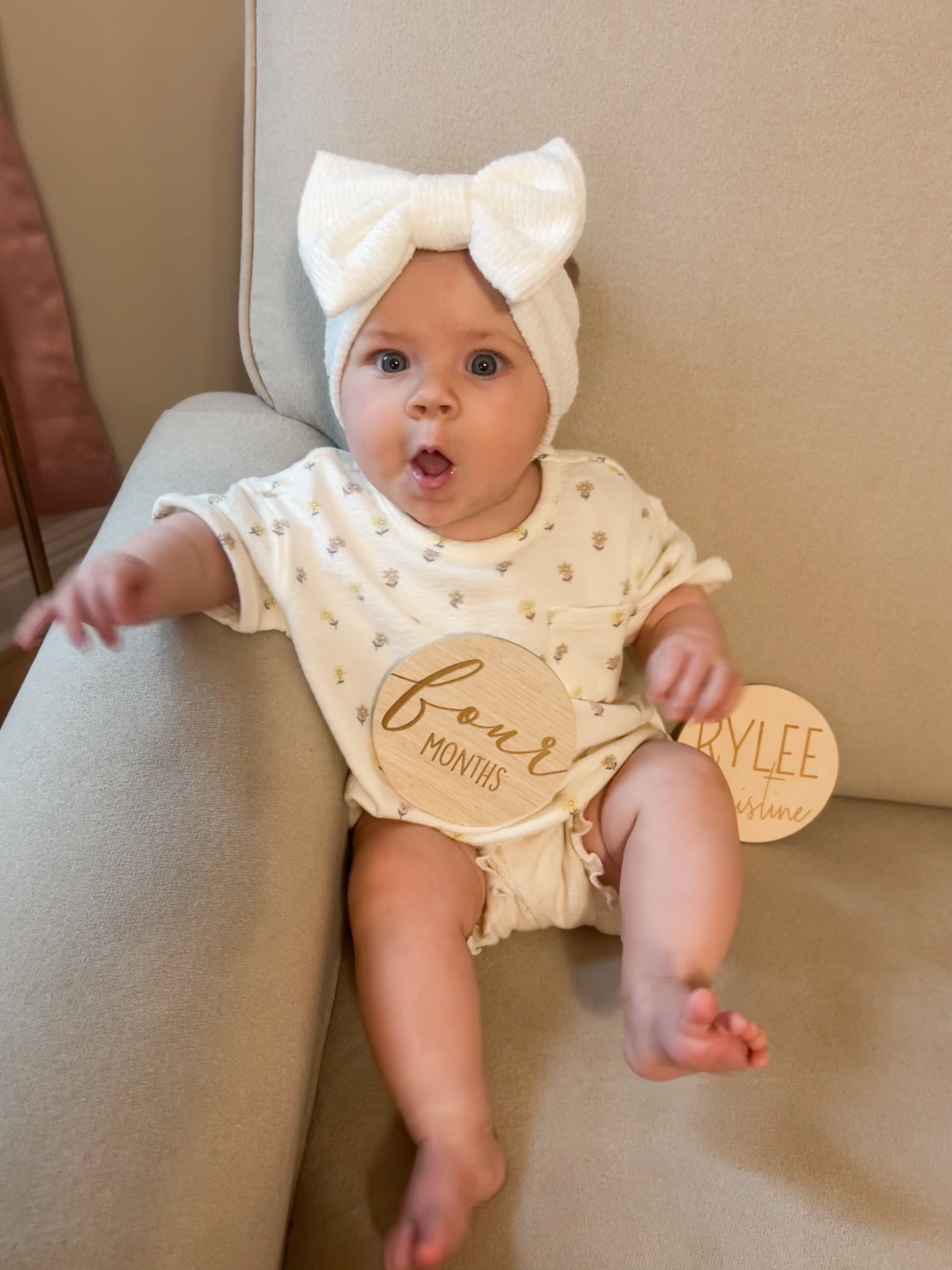 My big girl is 4 months old! 🥹

#LTKfindsunder50 #LTKbaby #LTKstyletip