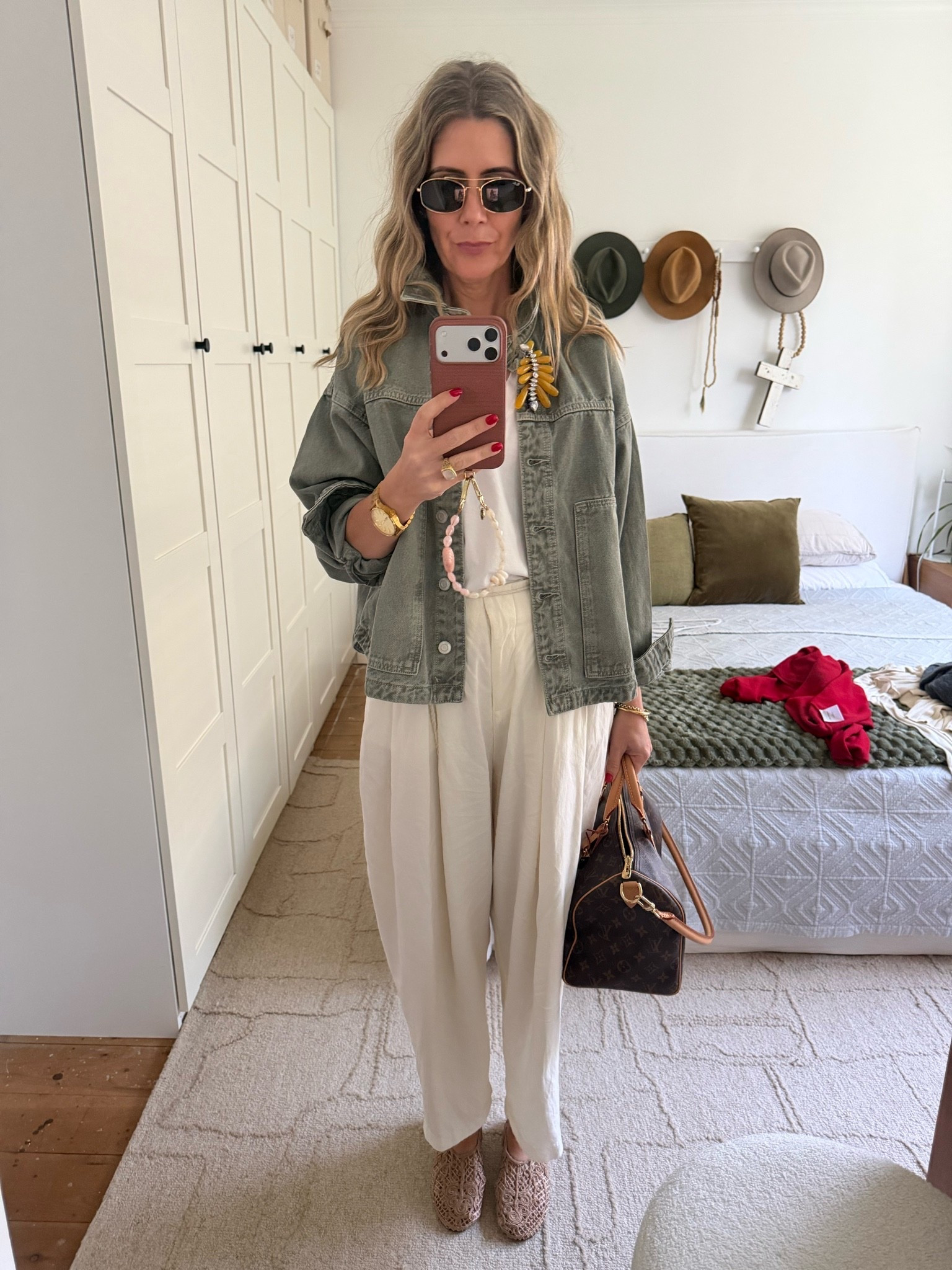 Pre spring light layering 🌸

Wearing a small in the jacket and large in tee. My pants are old but have linked an alternative x

#LTKaustralia #LTKspring #LTKstyletip