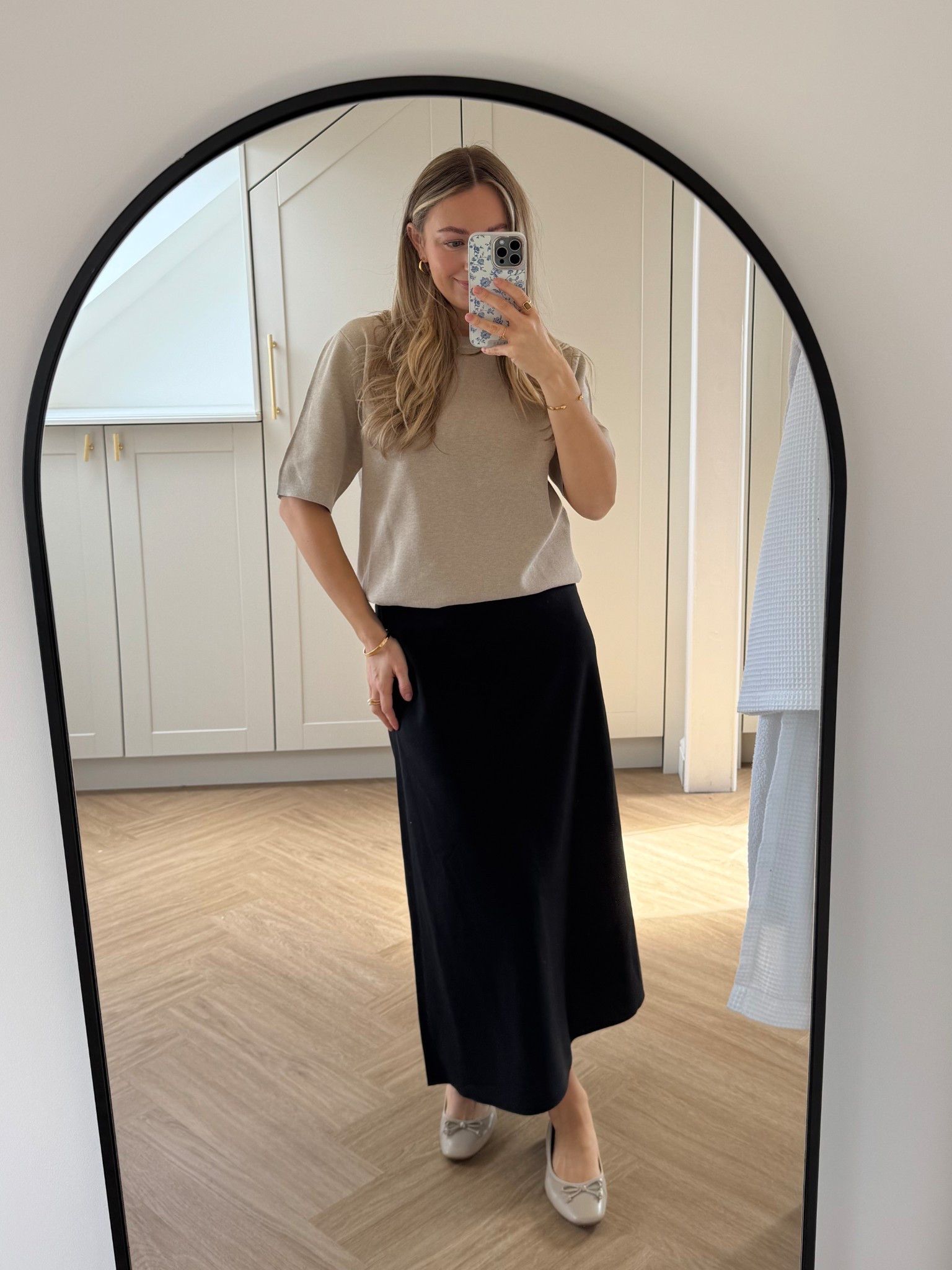 A spring workwear outfit idea 💻 I’m wearing size small in both skirt & top

#LTKspring