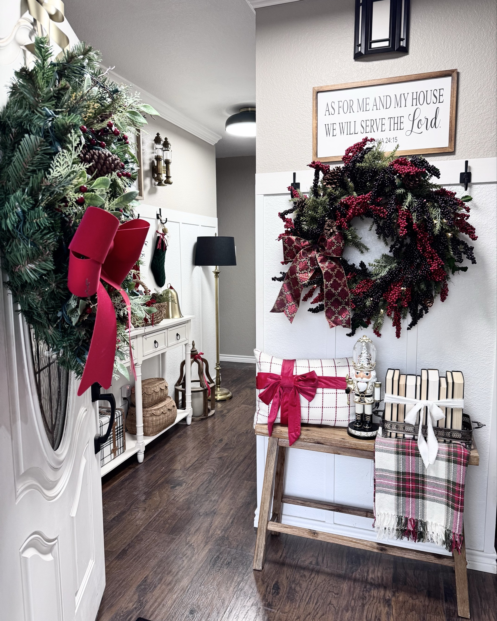Christmas Entryway Inspo  

#LTKHome #LTKHoliday #LTKSeasonal