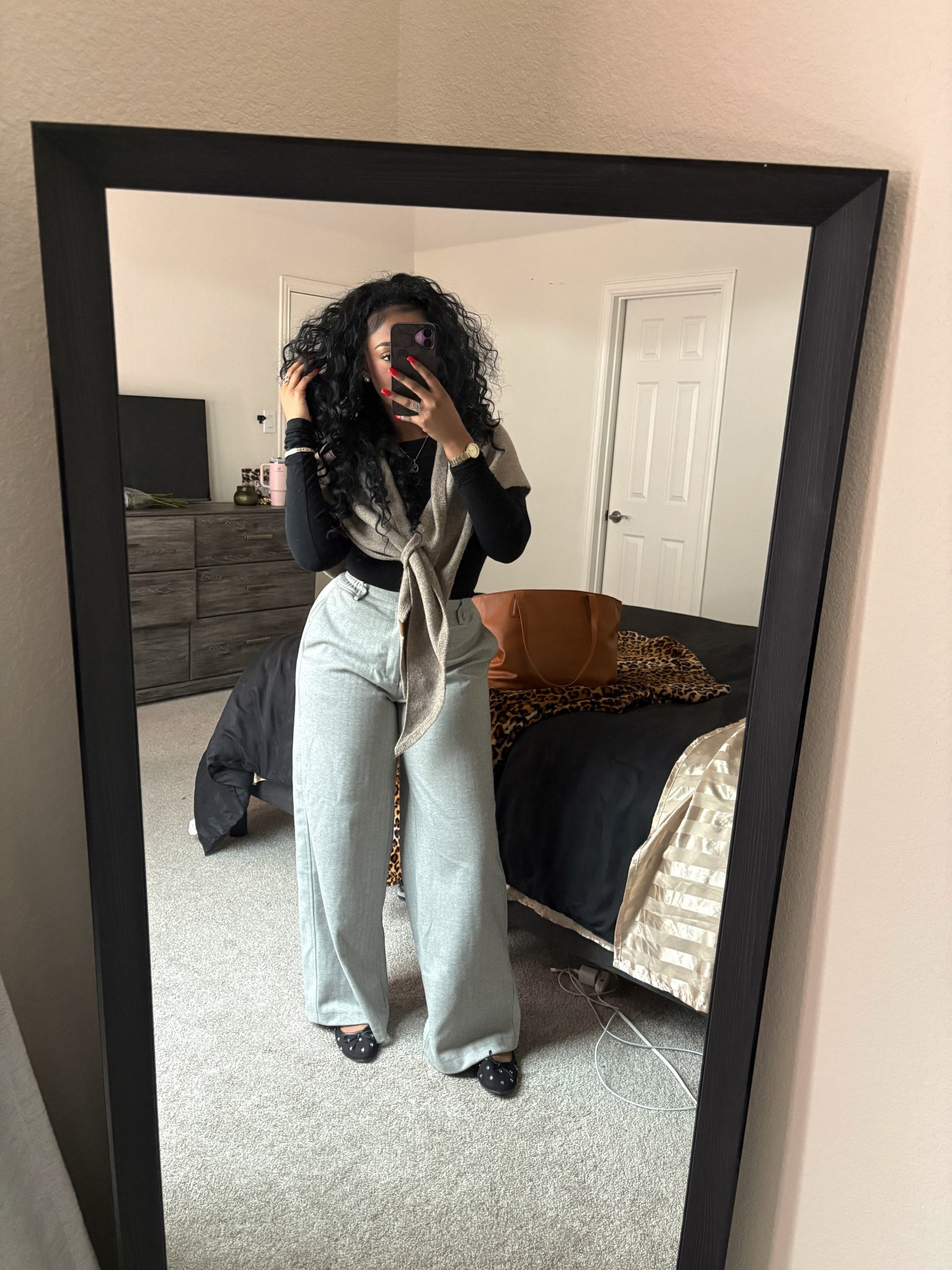 Cozy office vibes that are chic and classy 🫶🏽 all items in a medium! #zara #aritzia 

#LTKHoliday #LTKGiftGuide #LTKgrwm