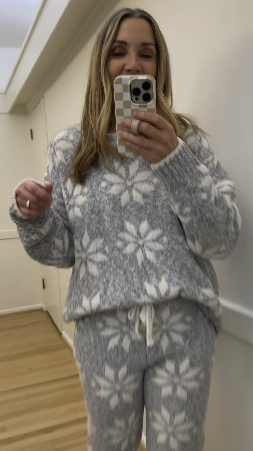 Splendid sleepwear and sleep collection 30% off with code SNOOZE! Cozy loungewear you won’t want to take off! Gift for her, pajamas 

#LTKGiftGuide #LTKFindsUnder100 #LTKSaleAlert