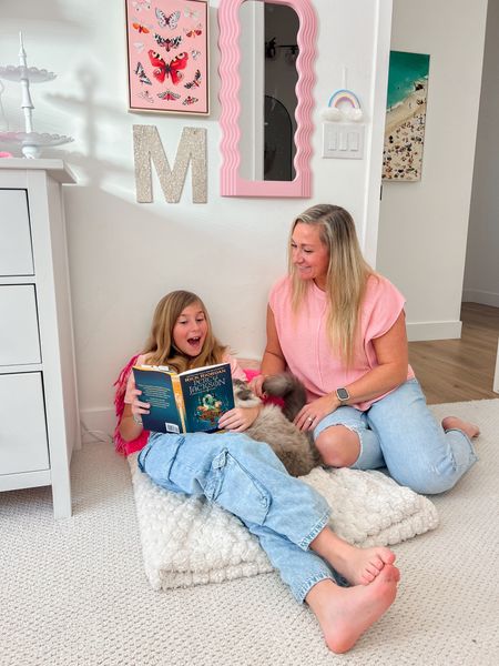 #ad @target is always my go-to for books and their kids book section is the 
best! 📚📚📚From adventurous tales of far-off lands to heartwarming stories of friendship and courage, there's a book for every young reader out there. I also love their board books for babies. They make the best gifts! Our girls were both really excited about reading from a young age and their love for it has grown over the years. Head over to Target for the best selection of kids books! #Target #TargetPartner #KidsBooks


#LTKbaby #LTKfamily #LTKkids
