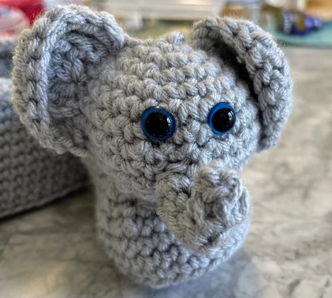 Elephant Crochet Booties and Hat - Etsy | Etsy (US)