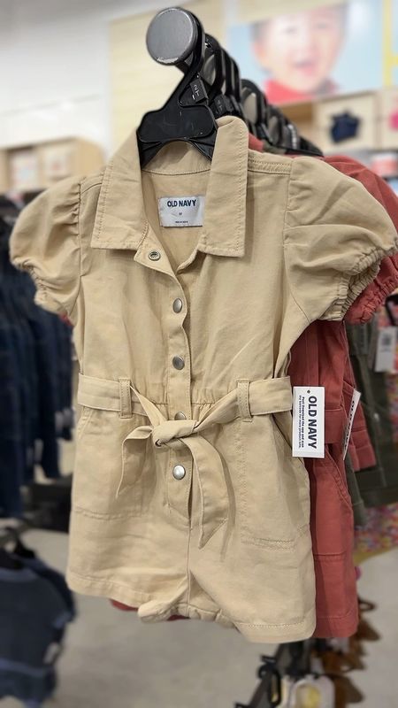 The cutest baby & toddler utility rompers at Old Navy are on major sale!!! I recommend sizing up 1 as ON kids tend to run a little small :)

Baby Girl Fashion, Toddler Girl Fashion

#LTKVideo #LTKbaby #LTKkids