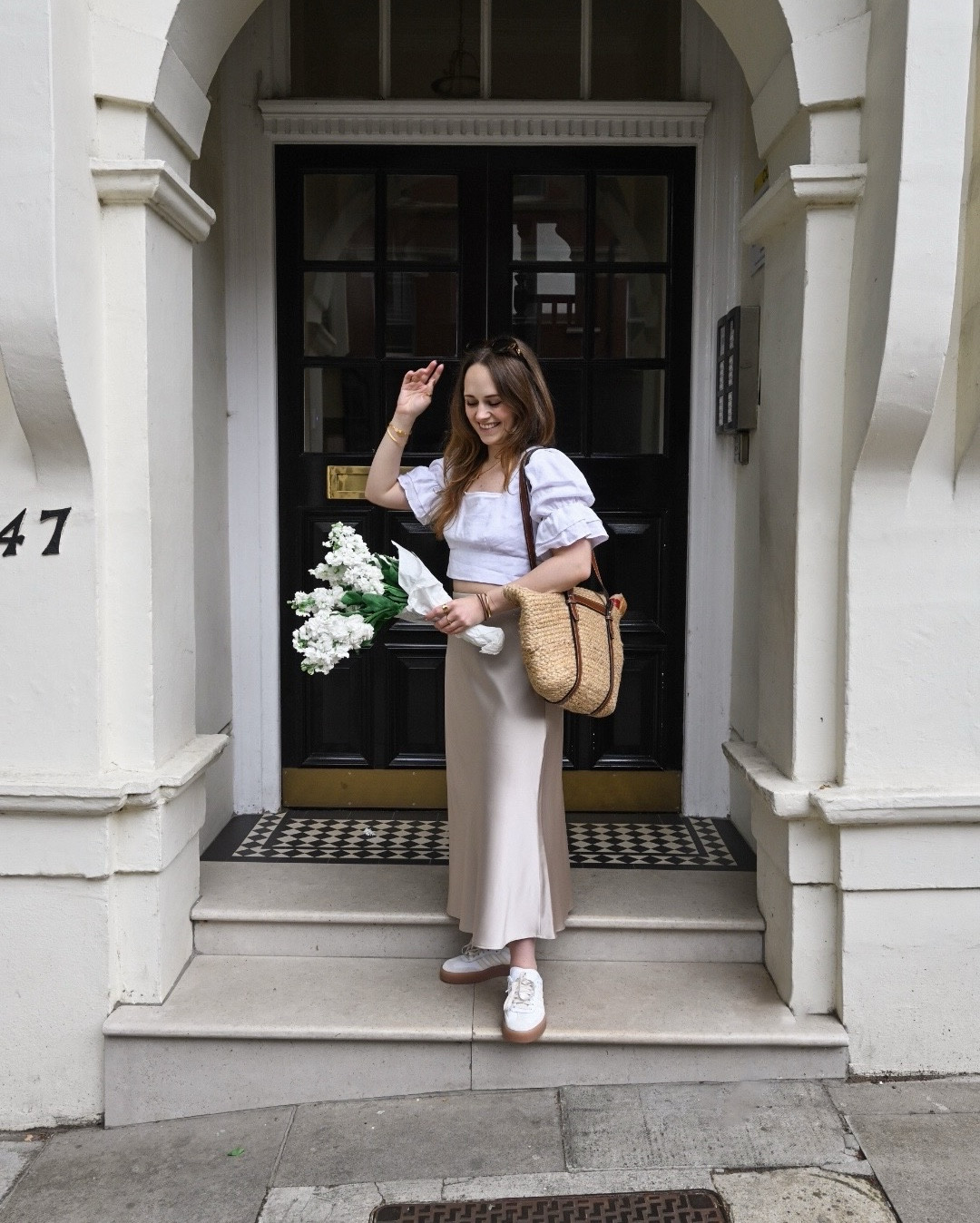 White shirt 🤝🏻 satin skirt for summer ☀️ 

#LTKeurope #LTKsummer #LTKuk
