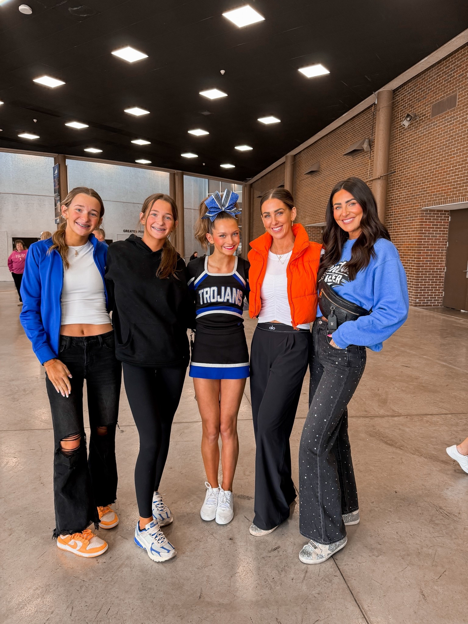 Top-medium
Vest-medium
Pants-small long 

#LTKmomlife #LTKTall #LTKootd