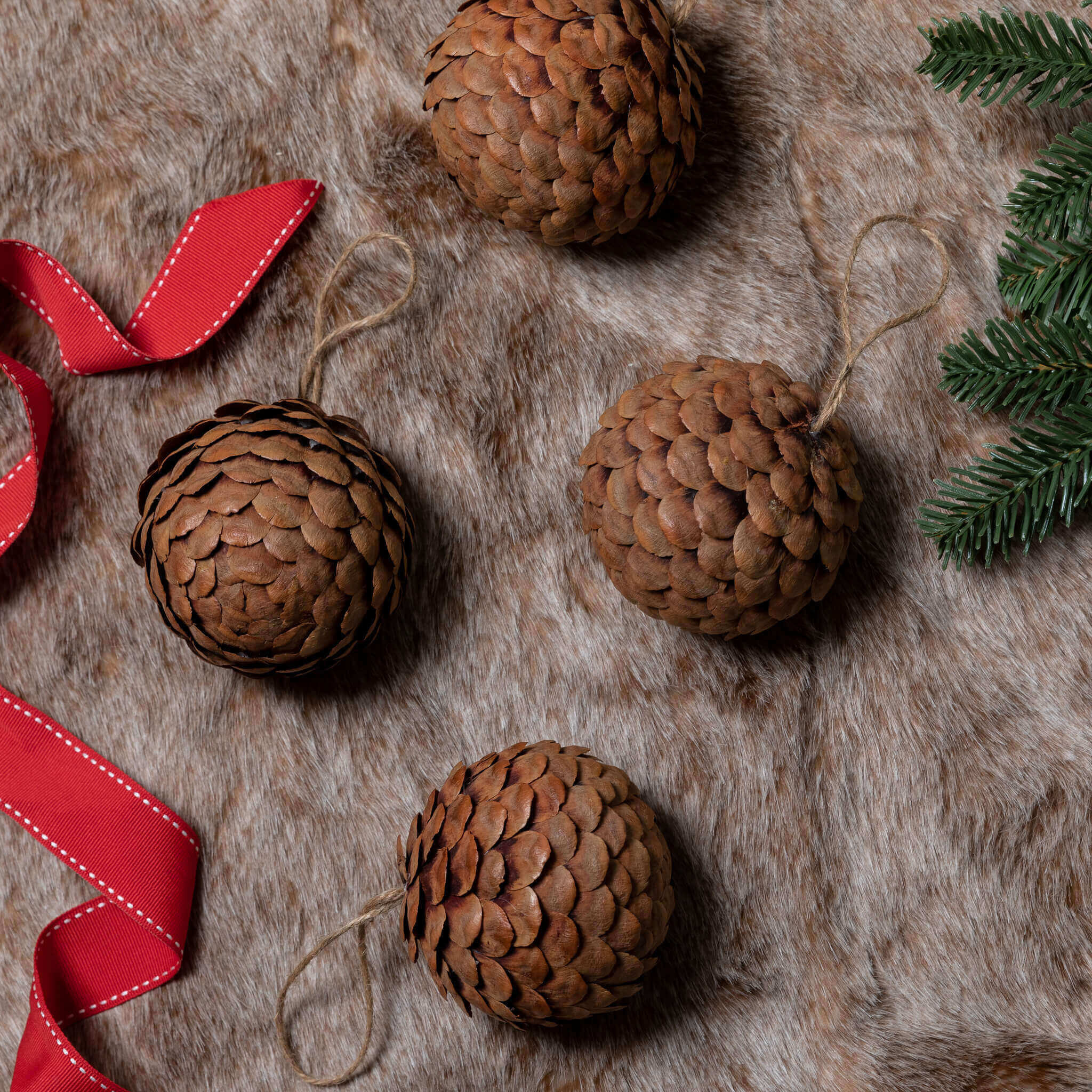 Pine Cone Ornament (4 Pack) | King of Christmas