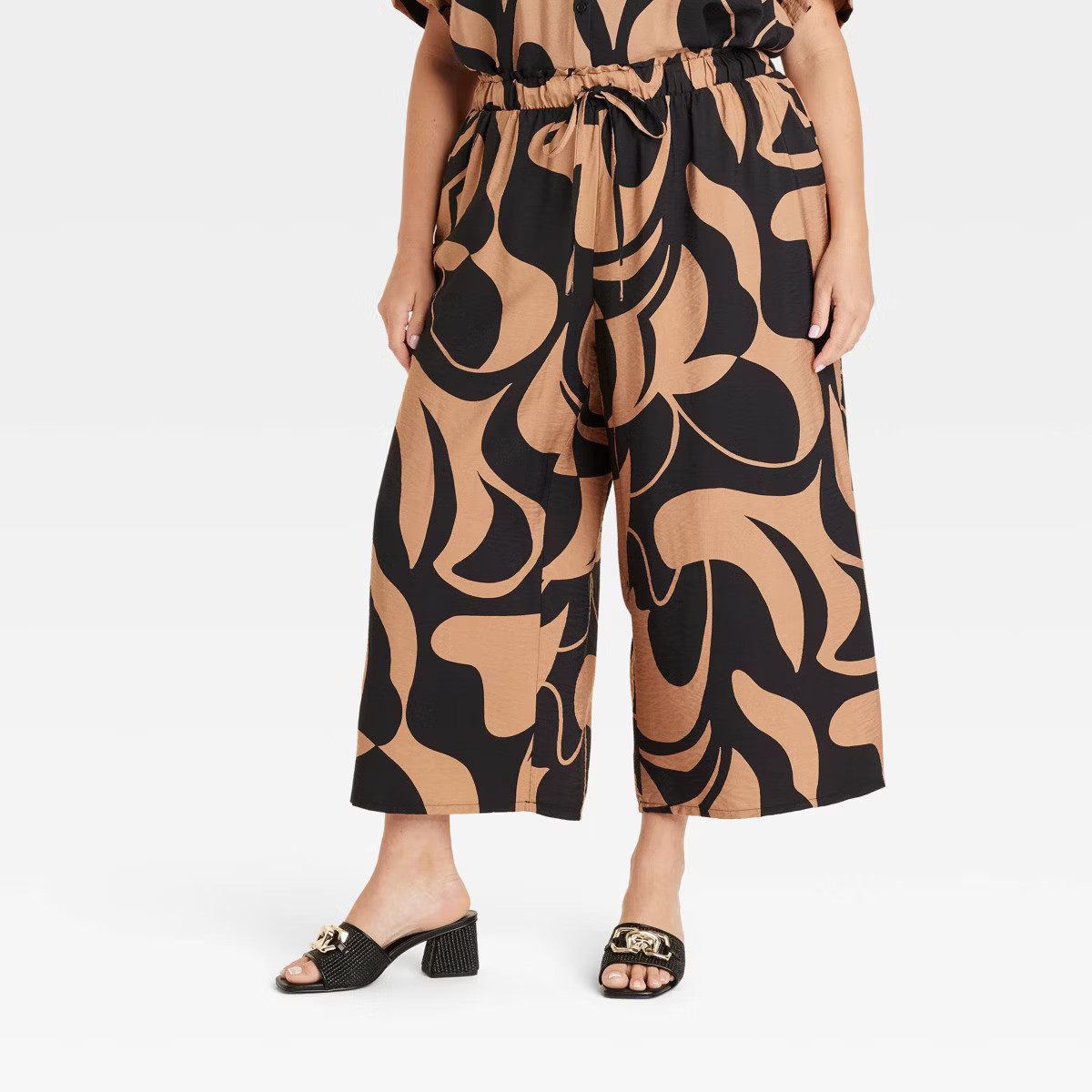 Women's High-Rise Wide Leg Cropped Pull-On Pants - Ava & Viv™ | Target