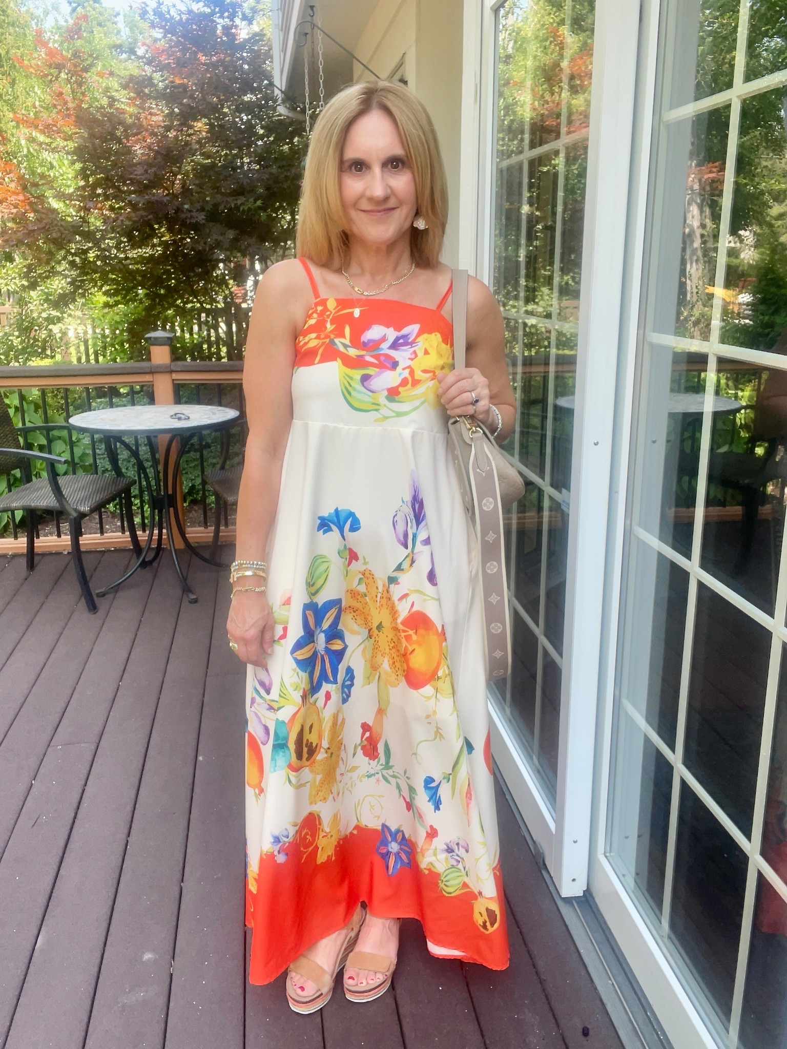 Add graffiti floral maxi dress style to your summer wardrobe! 🌼🧡🌿 This one is under $30 and comes in 10 other prints! 

#LTKOver40 #LTKFindsUnder50 #LTKStyleTip
