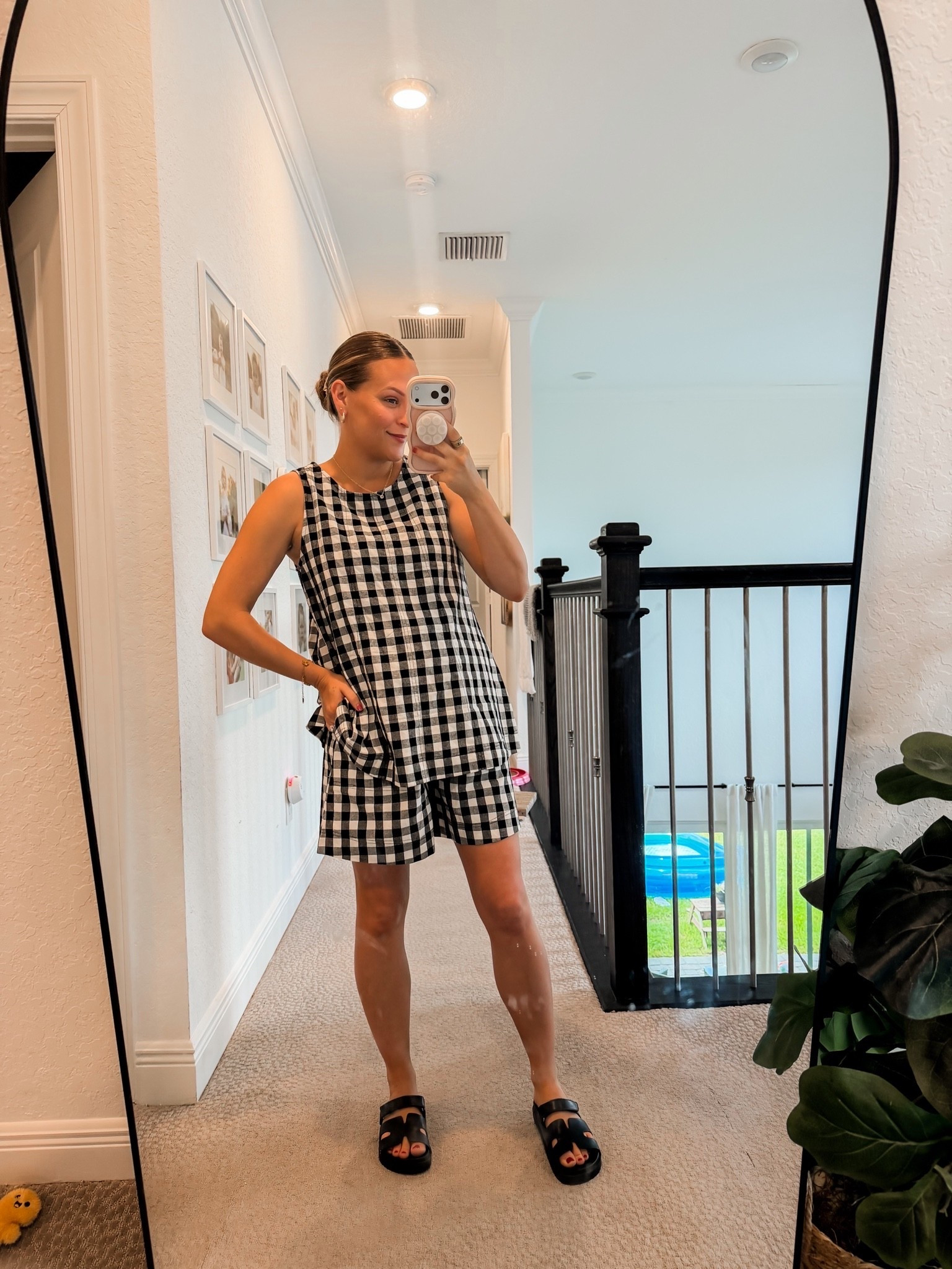 Perfect summer set! Other colors available, perfect for freshly postpartum
Wearing size medium could have done a small

#LTKBump #LTKootd #LTKPetite