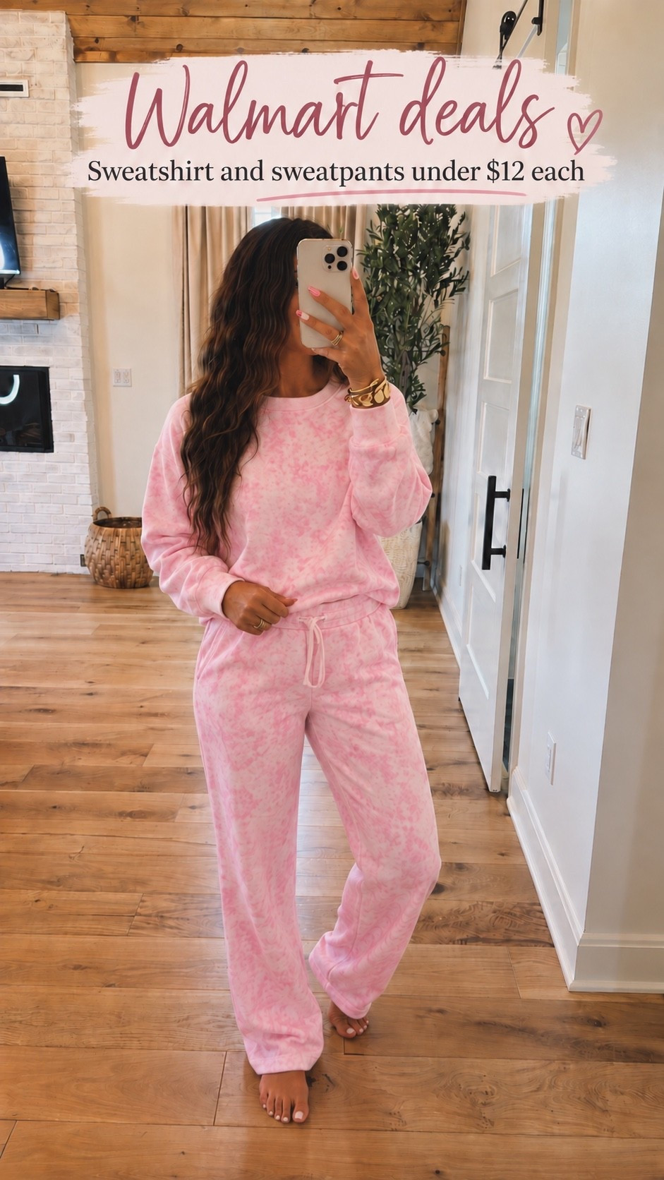 This sweat set is so cute!! Sweatshirt is $8 and sweatpants are only $12 grab them now while available and in your size ￼