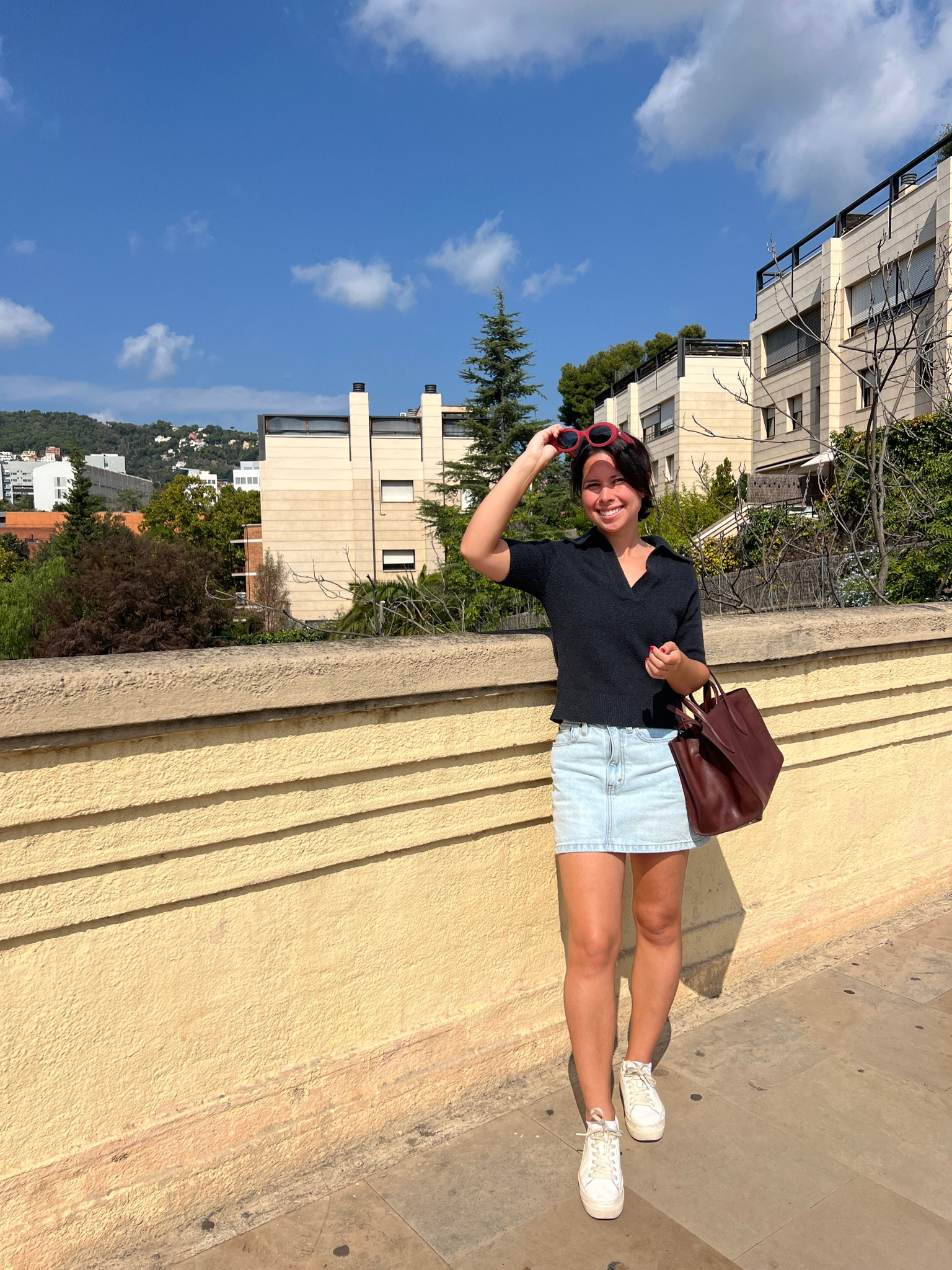 Top XXS

Fall transitional outfit, short sleeve sweater, jean skirt, denim skirt, white sneakers, polo shirt, burgundy bag, totee bag

#LTKFindsUnder50 #LTKFindsUnder100 #LTKFallSale