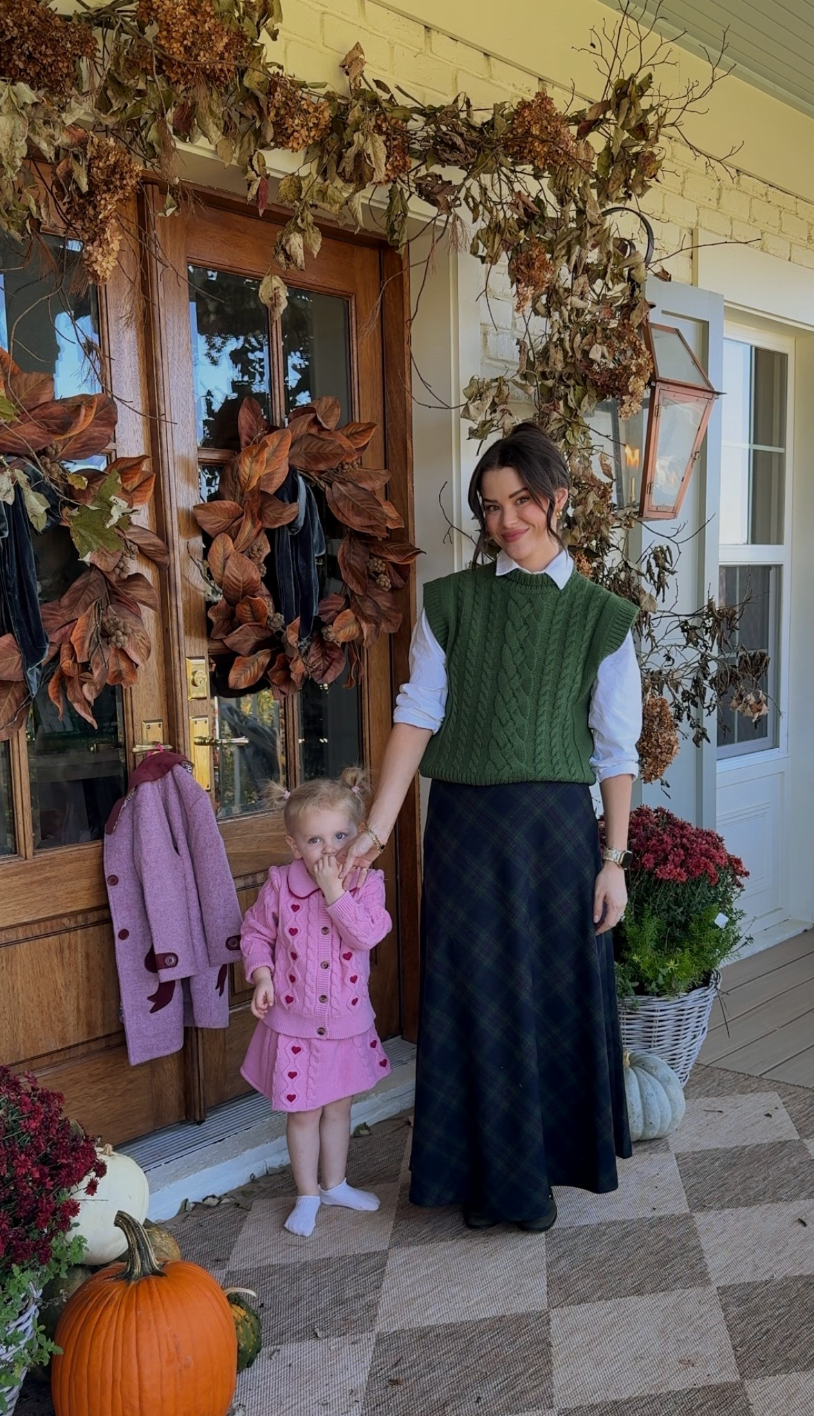 A fall season full of cozy textures, timeless prints, and classic silhouettes 🍂
From matching moments with Poppy to my favorite everyday layers, we’ve been living in @boden and @miniboden this season. Thoughtfully made, beautifully designed, and perfect for life’s everyday stories 🤍
#BodenPartner