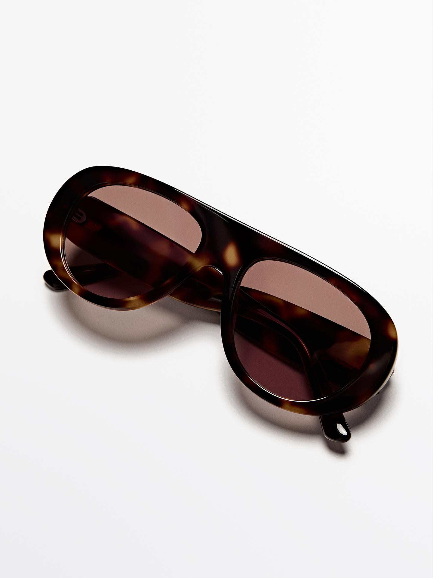 Oval sunglasses | Massimo Dutti UK