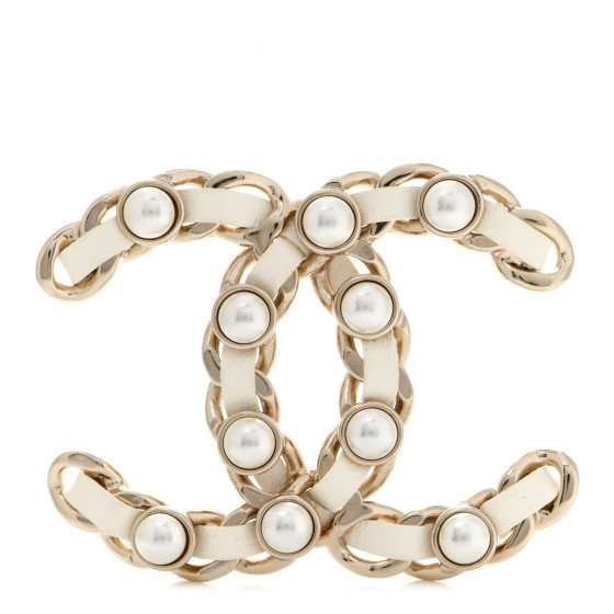 CHANEL Lambskin Pearl Chain CC Brooch Gold White | FASHIONPHILE (US)