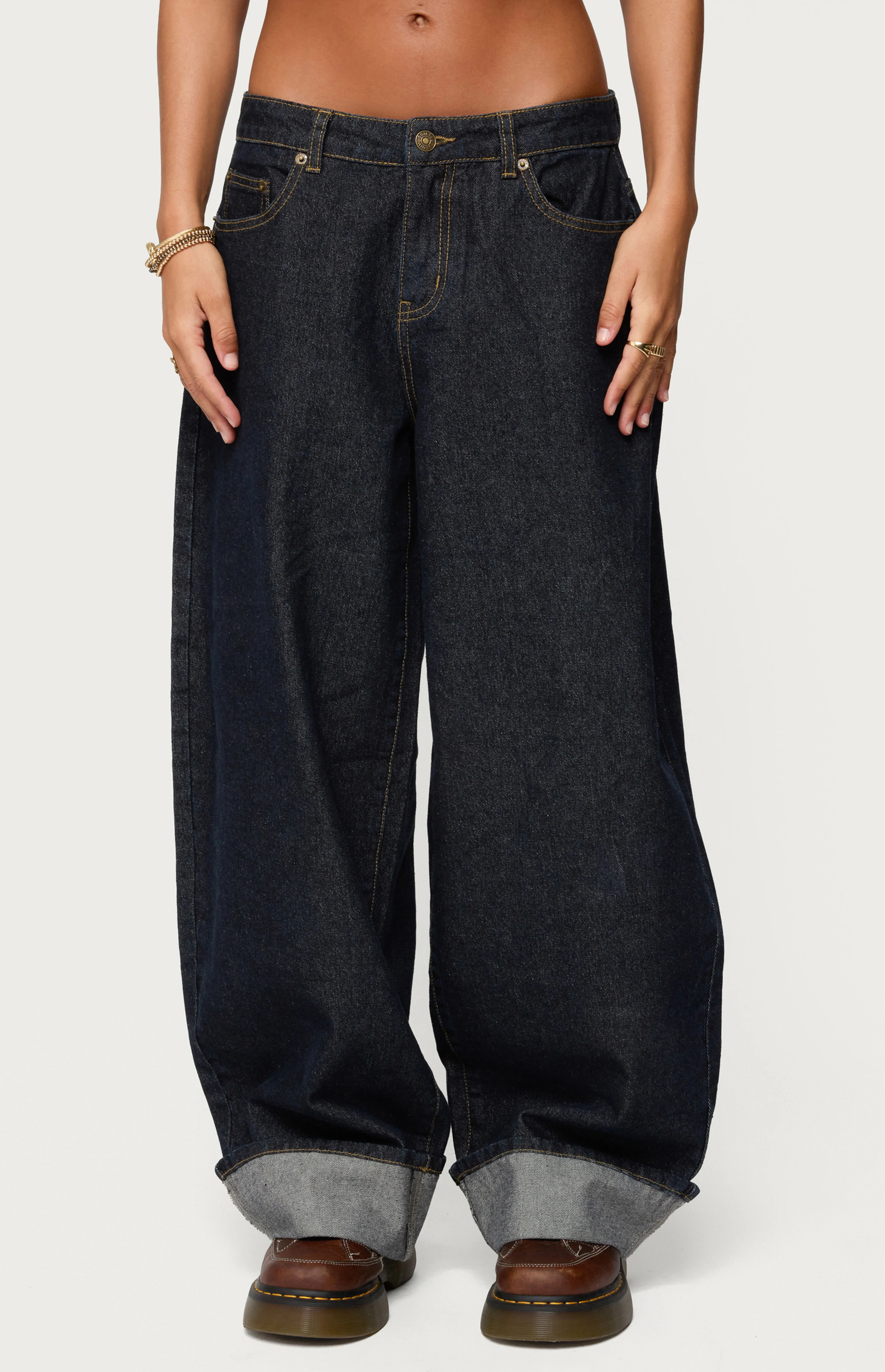 Edikted Kella Extra Oversized Low Rise Jeans | PacSun