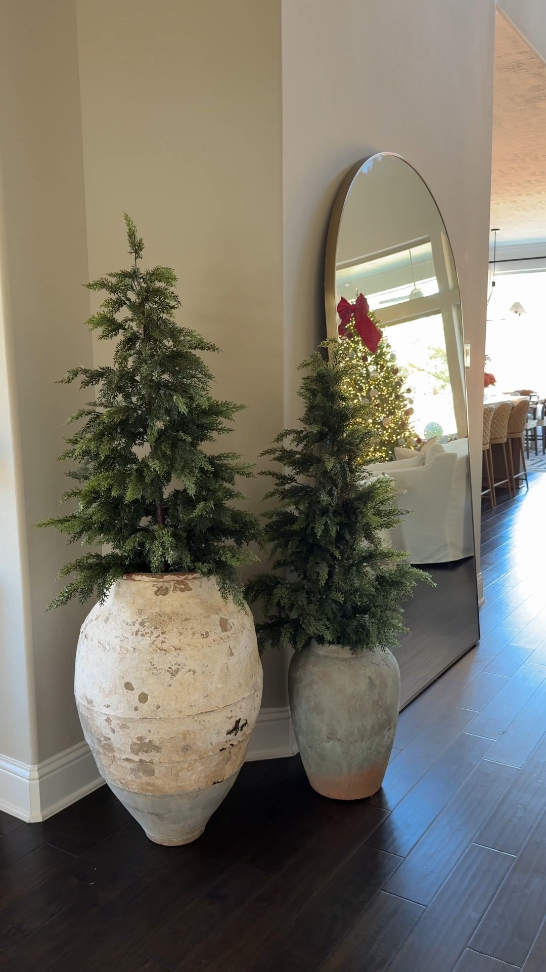 Sharing some cute things I picked up as of lately. Home decor for the holidays and an adorable lounge set 

#LTKSeasonal #LTKHoliday #LTKHome