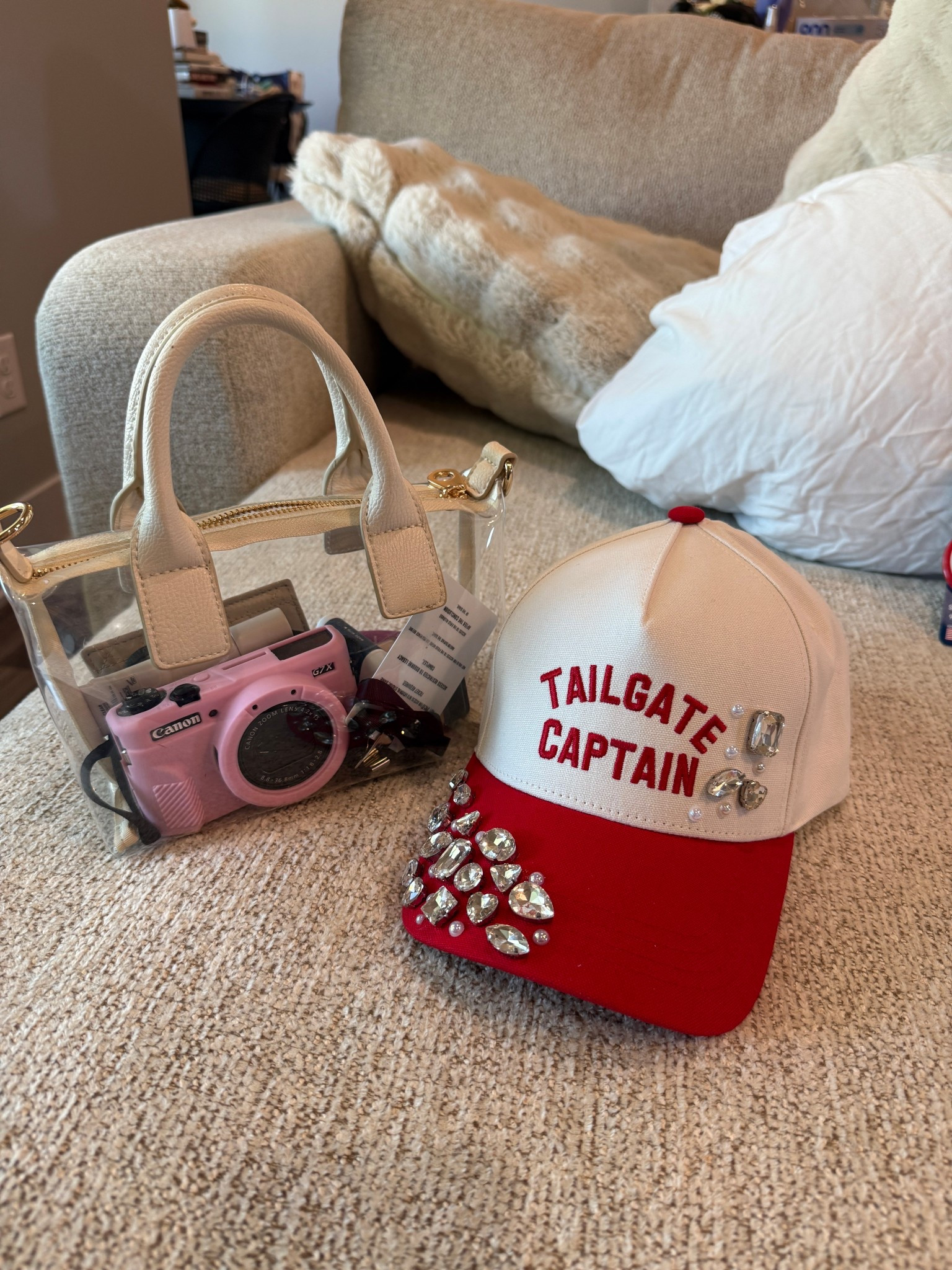 Best clear game day purse for football or baseball games! 

#LTKSeasonal #LTKItBag #LTKStyleTip