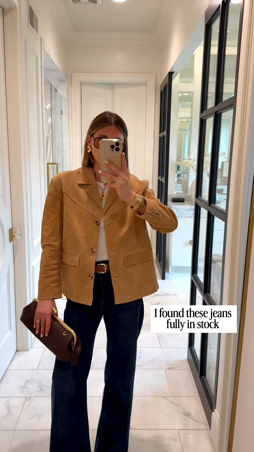 How I’m styling this suede blazer! I’m 5’7 wearing size small in the blazer and size 25 in the jeans, run tts.

#LTKootd #LTKSeasonal