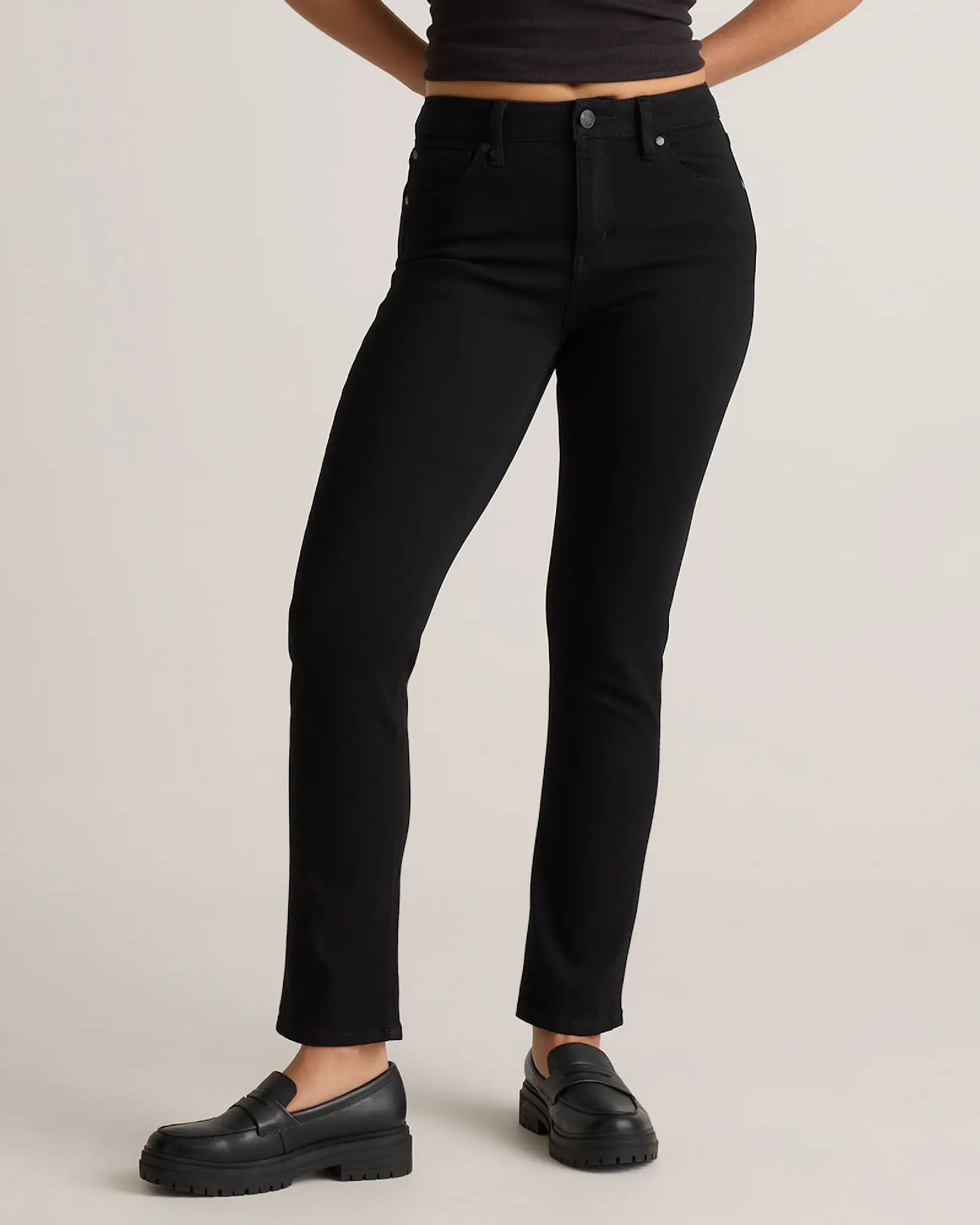 Luna Stretch Slim Straight Jeans in Black | Quince