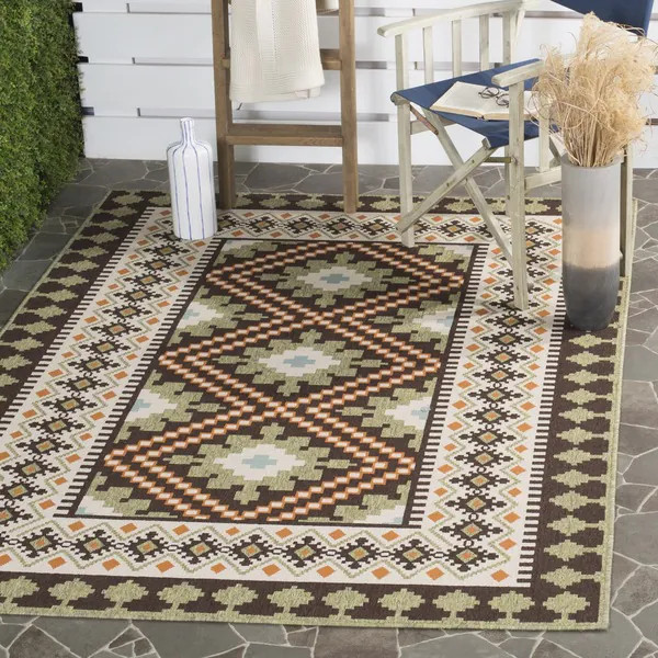 Safavieh Veranda Piled Indoor/Outdoor Chocolate/Terracotta Geometric Rug - 8' x 11'2" | Bed Bath & Beyond
