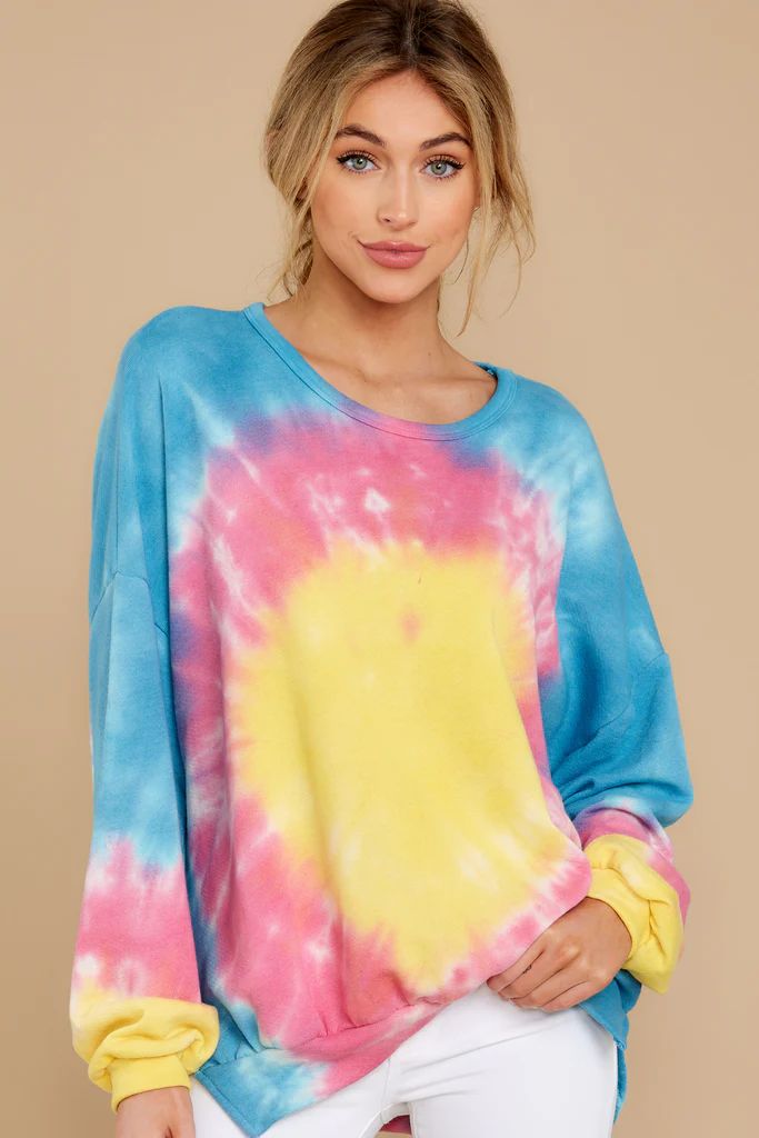 Coastal Groove Yellow Tie Dye Pullover | Red Dress 