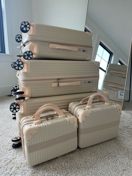 Luggage
Under $100 
5 piece set 
Neutral luggage set

#LTKFindsUnder100 #LTKSaleAlert #LTKTravel