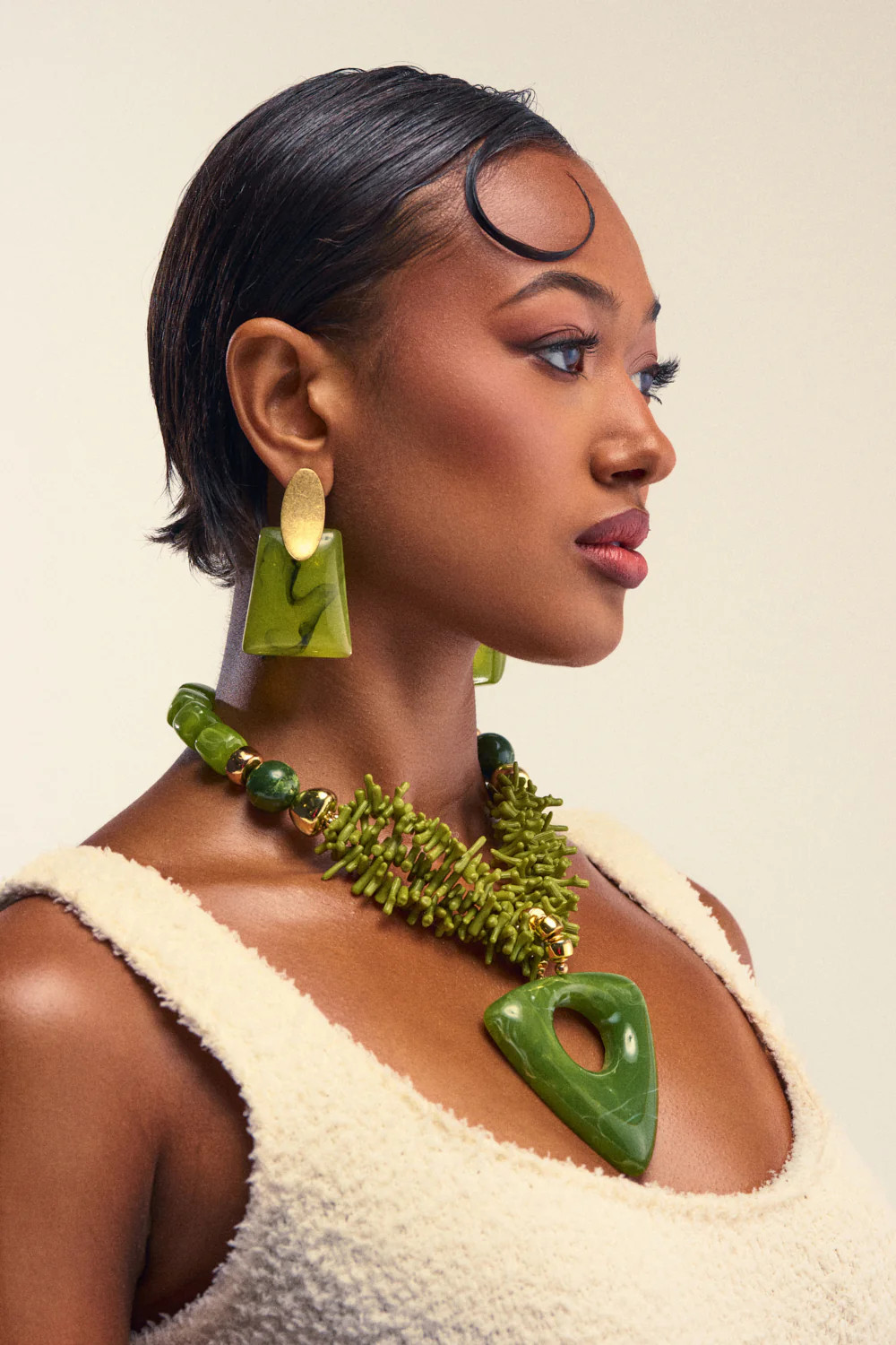 EARTH ANGEL NECKLACE IN GREEN | AKIRA