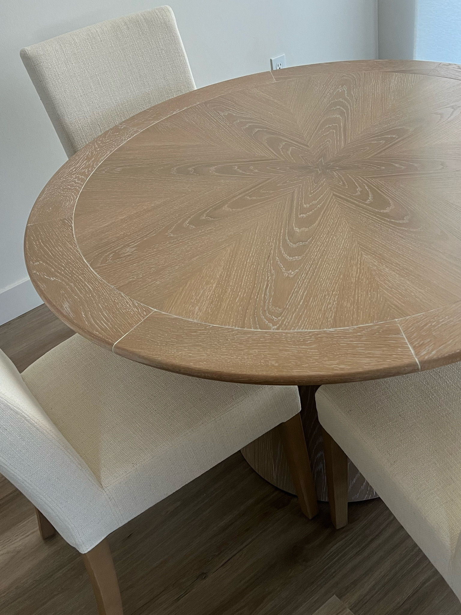 New Crate & Barrel Dining setup! Slowly coming together. 


#LTKHome