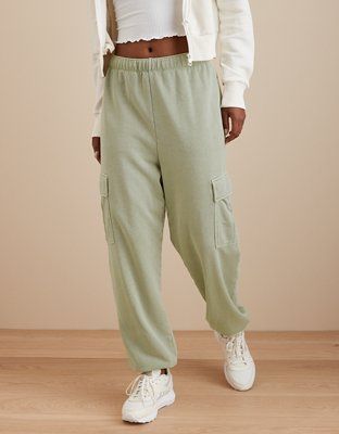 AE Fleece Baggy Cargo Jogger | American Eagle Outfitters (US & CA)
