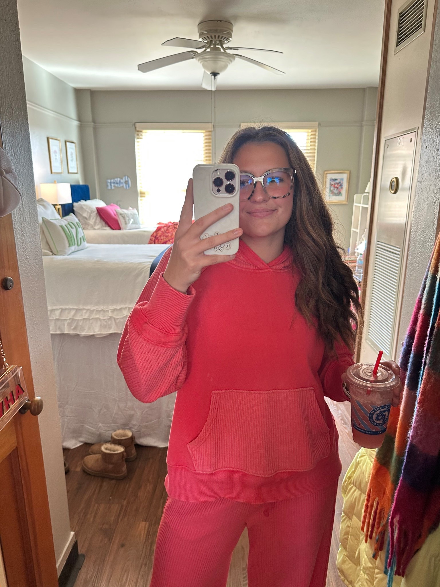 comfy lounge set!!! time to study for finals!!!


#LTKootd #LTKdayinmylife #LTKFindsUnder50