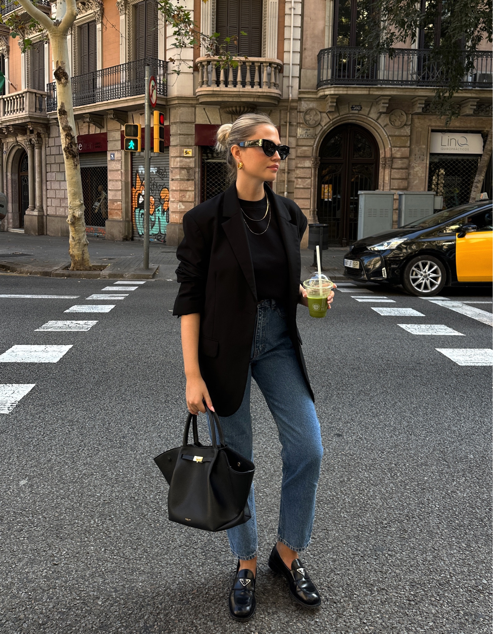 Loafers season #loafers #fall #frenchgirl

#LTKstyletip #LTKeurope #LTKSeasonal